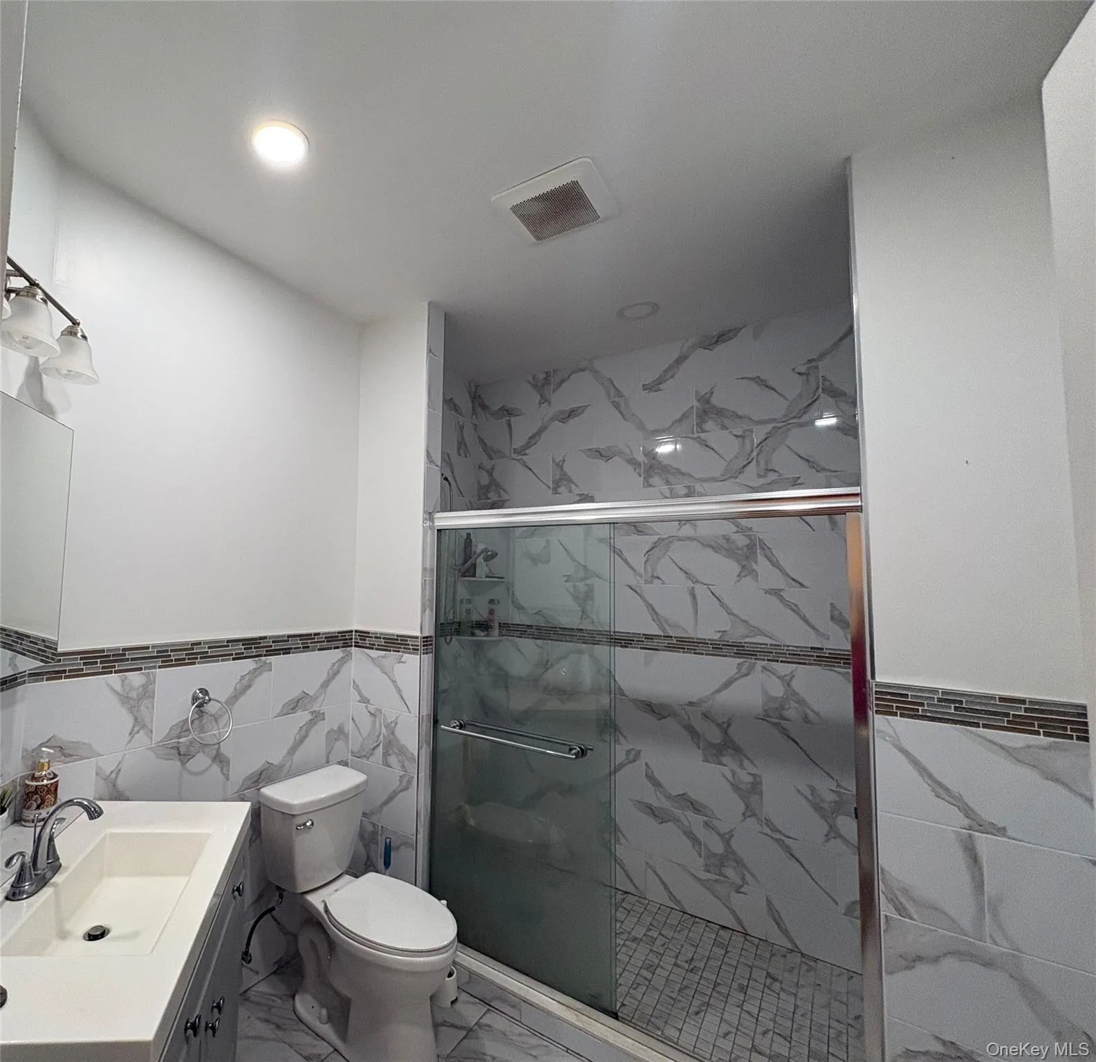 6 Kara Court, Brookhaven, NY, 5 Bedrooms Bedrooms, 10 Rooms Rooms,3 BathroomsBathrooms,Residential Lease,For Rent,Kara,0,978398 6 Kara Court, Brookhaven, NY, 5 Bedrooms Bedrooms, 10 Rooms Rooms,3 BathroomsBathrooms,Residential Lease,For Rent,Kara,0,978398