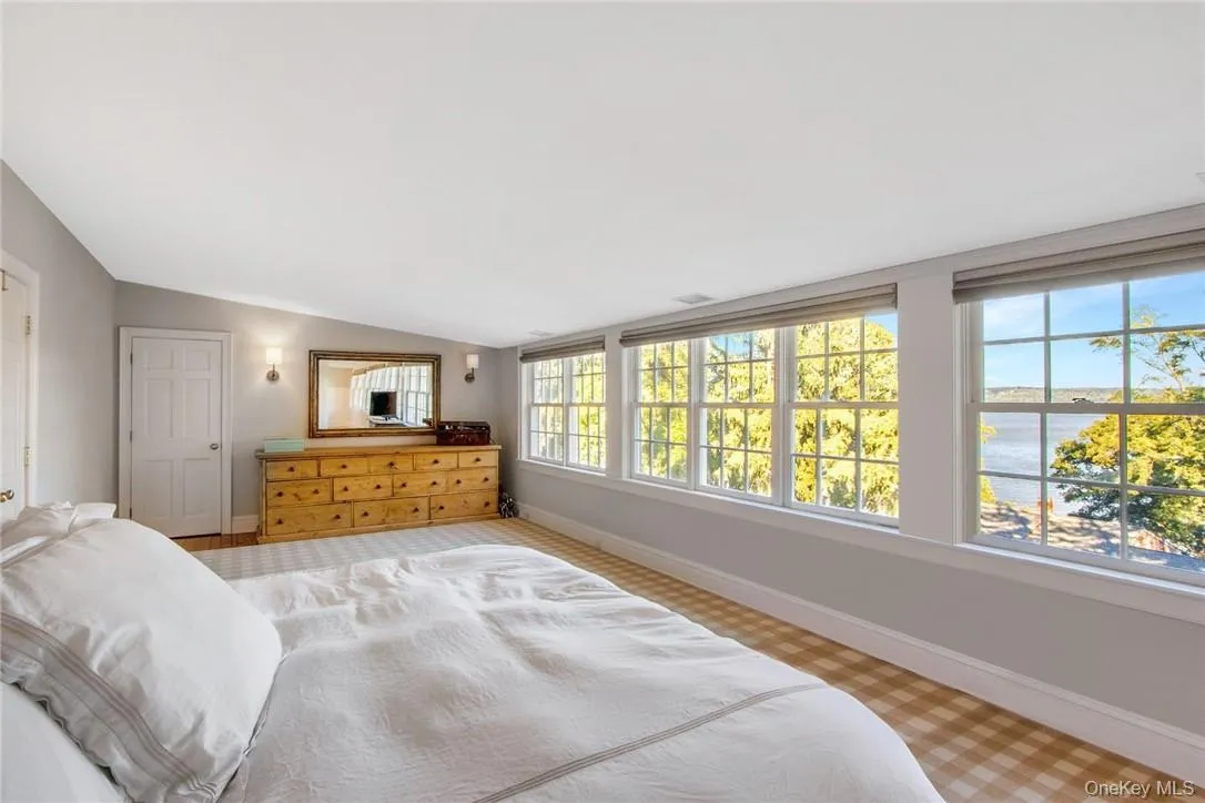 619 Broadway, Clarkstown, NY, 5 Bedrooms Bedrooms, 11 Rooms Rooms,4 BathroomsBathrooms,Residential Lease,For Rent,Broadway,0,978404 619 Broadway, Clarkstown, NY, 5 Bedrooms Bedrooms, 11 Rooms Rooms,4 BathroomsBathrooms,Residential Lease,For Rent,Broadway,0,978404