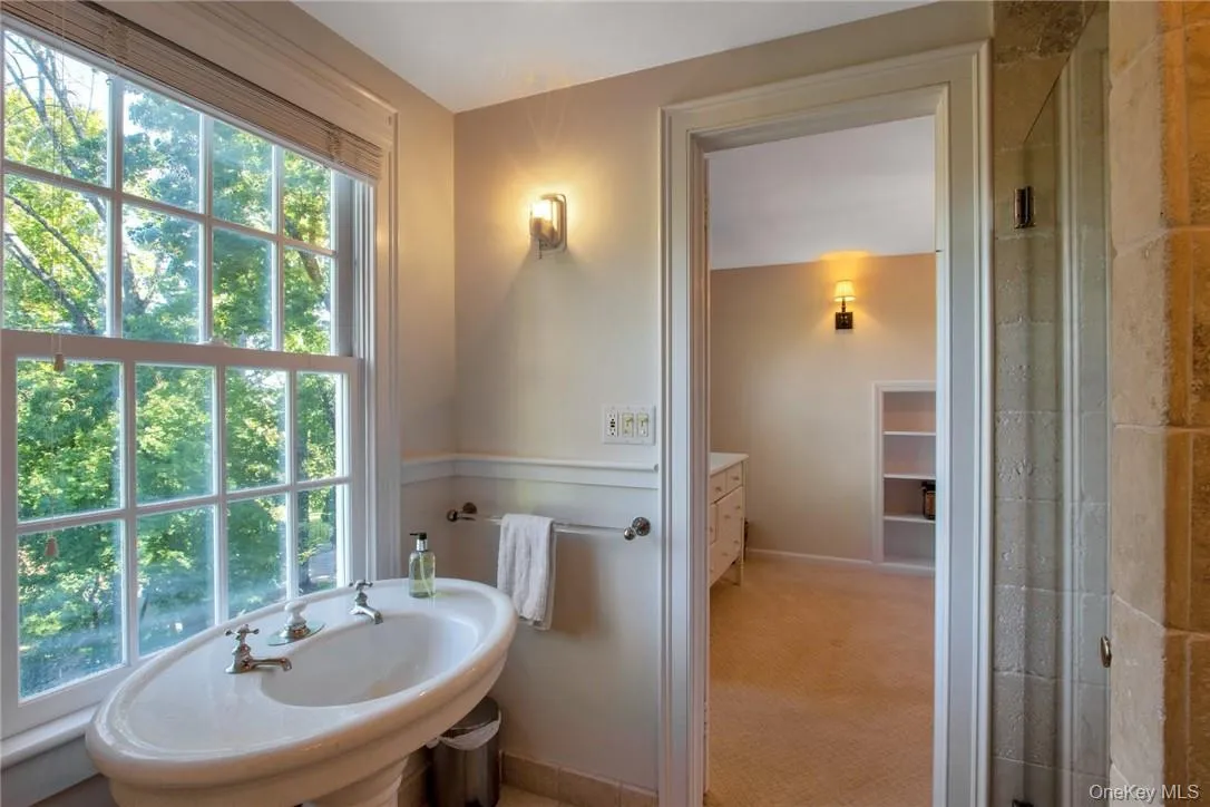 619 Broadway, Clarkstown, NY, 5 Bedrooms Bedrooms, 11 Rooms Rooms,4 BathroomsBathrooms,Residential Lease,For Rent,Broadway,0,978404 619 Broadway, Clarkstown, NY, 5 Bedrooms Bedrooms, 11 Rooms Rooms,4 BathroomsBathrooms,Residential Lease,For Rent,Broadway,0,978404