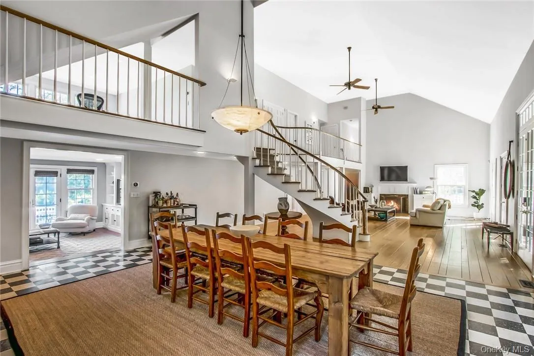 619 Broadway, Clarkstown, NY, 5 Bedrooms Bedrooms, 11 Rooms Rooms,4 BathroomsBathrooms,Residential Lease,For Rent,Broadway,0,978404 619 Broadway, Clarkstown, NY, 5 Bedrooms Bedrooms, 11 Rooms Rooms,4 BathroomsBathrooms,Residential Lease,For Rent,Broadway,0,978404