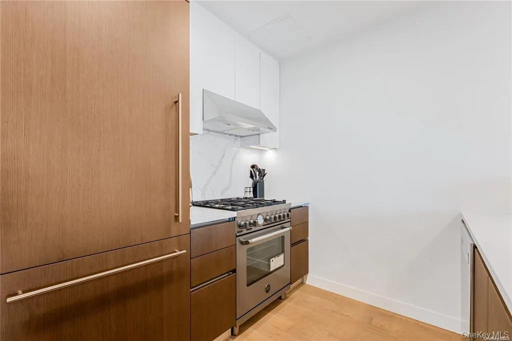 3366 farrington street, New York, NY, 2 Bedrooms Bedrooms, 6 Rooms Rooms,2 BathroomsBathrooms,Residential Lease,For Rent,farrington street,0,978407 3366 farrington street, New York, NY, 2 Bedrooms Bedrooms, 6 Rooms Rooms,2 BathroomsBathrooms,Residential Lease,For Rent,farrington street,0,978407
