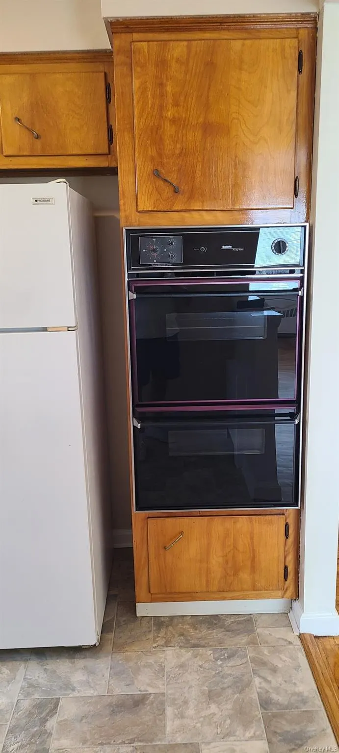22 149 Street, New York, NY, 3 Bedrooms Bedrooms, 6 Rooms Rooms,1 BathroomBathrooms,Residential Lease,For Rent,149,0,978408 22 149 Street, New York, NY, 3 Bedrooms Bedrooms, 6 Rooms Rooms,1 BathroomBathrooms,Residential Lease,For Rent,149,0,978408