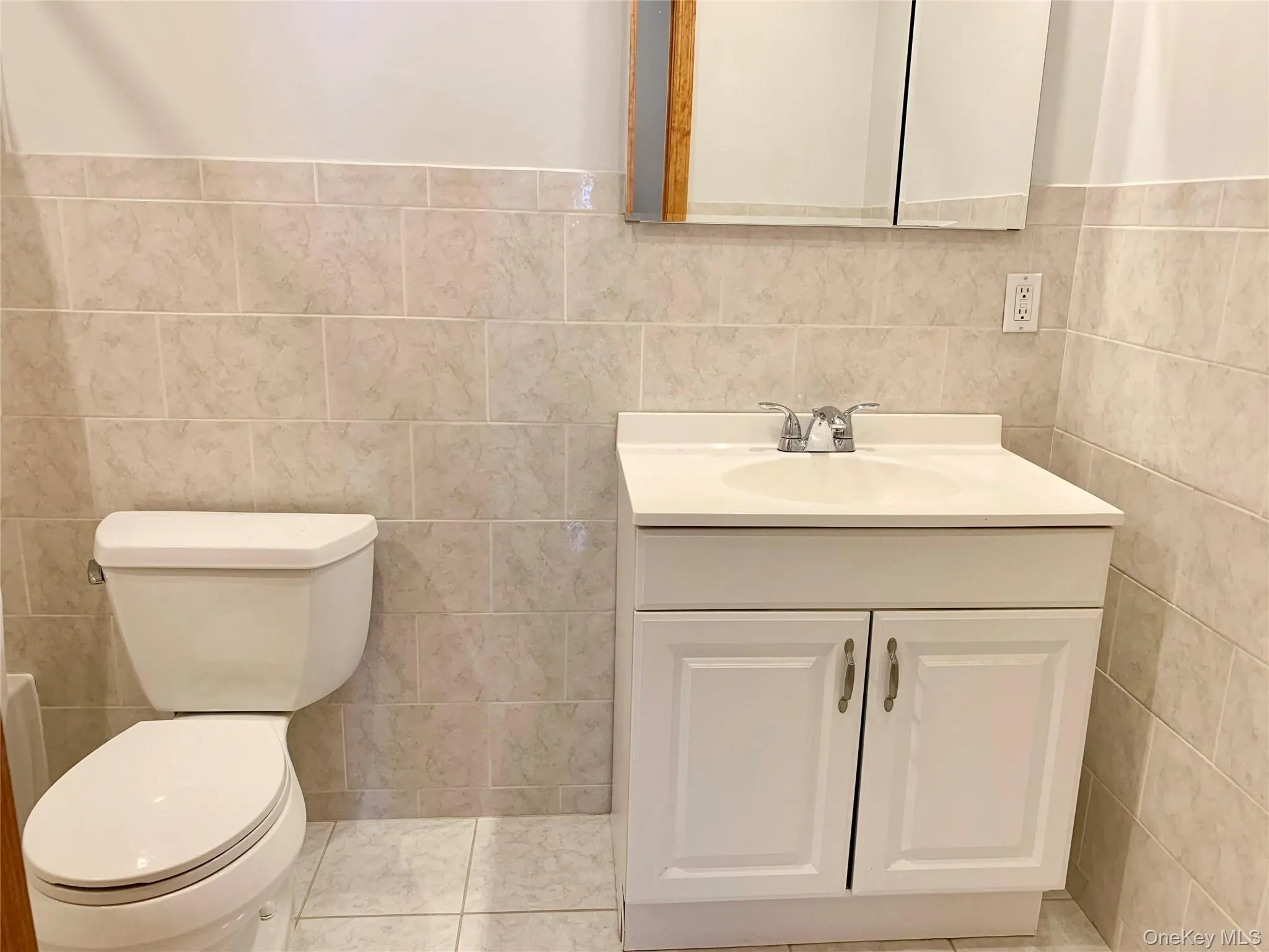 1547 209th Street, New York, NY, 3 Bedrooms Bedrooms, 7 Rooms Rooms,2 BathroomsBathrooms,Residential Lease,For Rent,209th,0,978420 1547 209th Street, New York, NY, 3 Bedrooms Bedrooms, 7 Rooms Rooms,2 BathroomsBathrooms,Residential Lease,For Rent,209th,0,978420