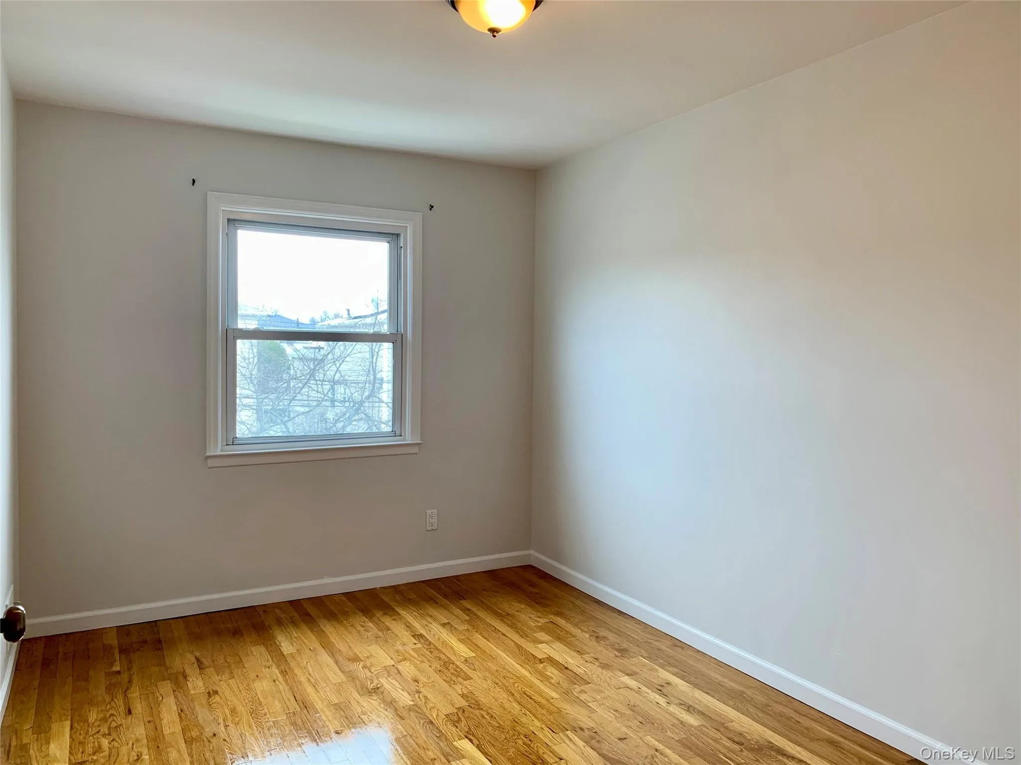 1547 209th Street, New York, NY, 3 Bedrooms Bedrooms, 7 Rooms Rooms,2 BathroomsBathrooms,Residential Lease,For Rent,209th,0,978420 1547 209th Street, New York, NY, 3 Bedrooms Bedrooms, 7 Rooms Rooms,2 BathroomsBathrooms,Residential Lease,For Rent,209th,0,978420