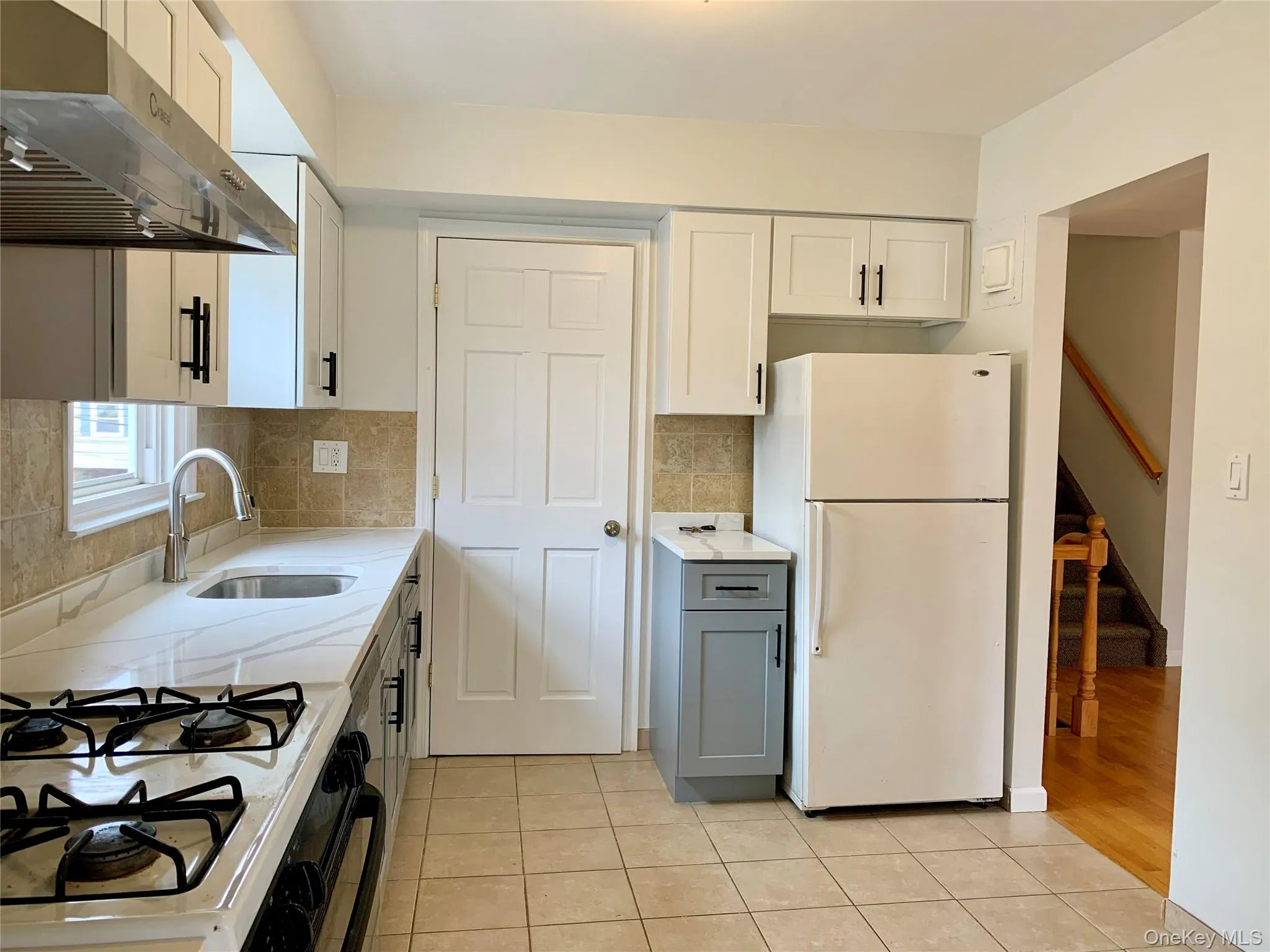 1547 209th Street, New York, NY, 3 Bedrooms Bedrooms, 7 Rooms Rooms,2 BathroomsBathrooms,Residential Lease,For Rent,209th,0,978420 1547 209th Street, New York, NY, 3 Bedrooms Bedrooms, 7 Rooms Rooms,2 BathroomsBathrooms,Residential Lease,For Rent,209th,0,978420