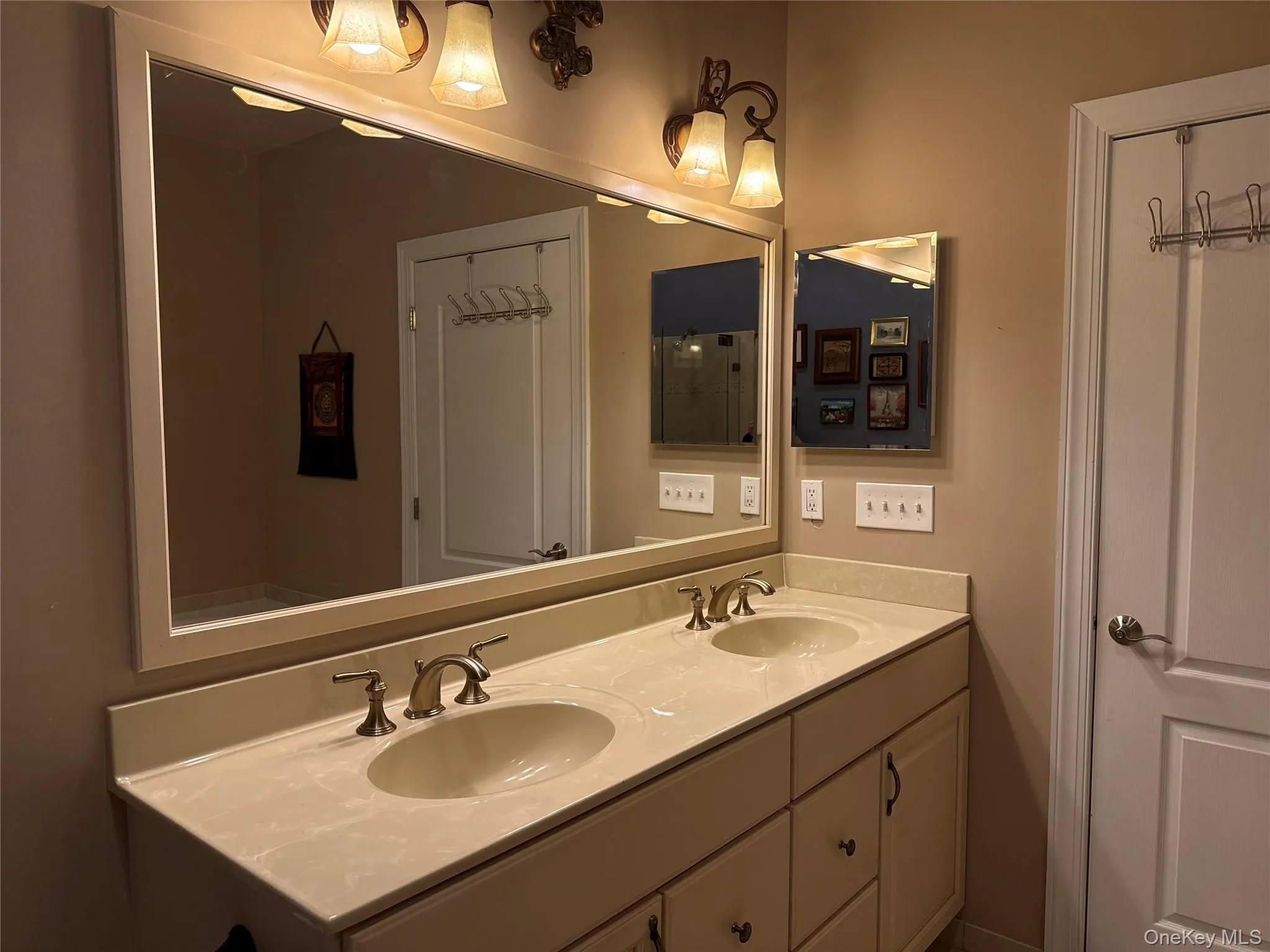 246 Regency Drive, Fishkill, NY, 1 Bedroom Bedrooms, 5 Rooms Rooms,2 BathroomsBathrooms,Residential,For Rent,Regency,0,978426 246 Regency Drive, Fishkill, NY, 1 Bedroom Bedrooms, 5 Rooms Rooms,2 BathroomsBathrooms,Residential,For Rent,Regency,0,978426