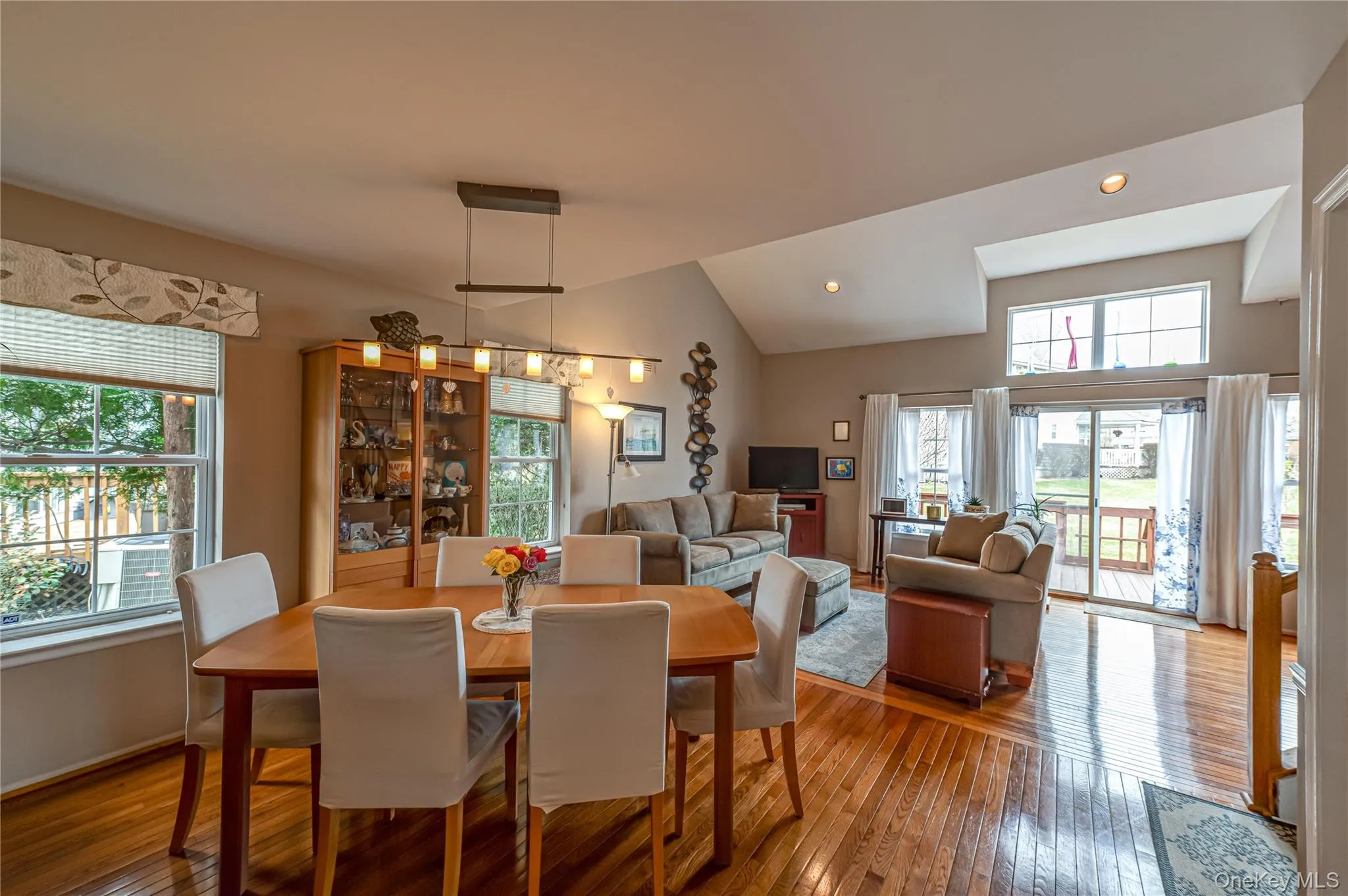 83 Broadlawn Drive, Islip, NY, 2 Bedrooms Bedrooms, 5 Rooms Rooms,2 BathroomsBathrooms,Residential,For Rent,Broadlawn,0,978435 83 Broadlawn Drive, Islip, NY, 2 Bedrooms Bedrooms, 5 Rooms Rooms,2 BathroomsBathrooms,Residential,For Rent,Broadlawn,0,978435