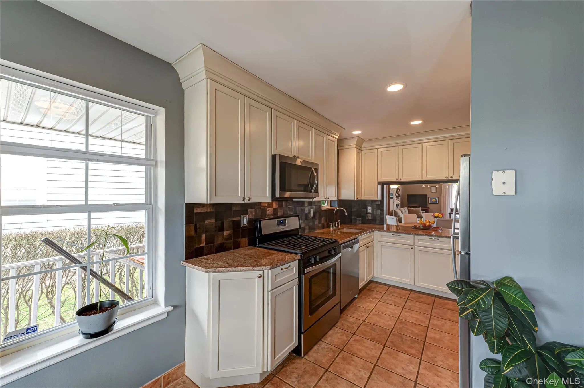83 Broadlawn Drive, Islip, NY, 2 Bedrooms Bedrooms, 5 Rooms Rooms,2 BathroomsBathrooms,Residential,For Rent,Broadlawn,0,978435 83 Broadlawn Drive, Islip, NY, 2 Bedrooms Bedrooms, 5 Rooms Rooms,2 BathroomsBathrooms,Residential,For Rent,Broadlawn,0,978435