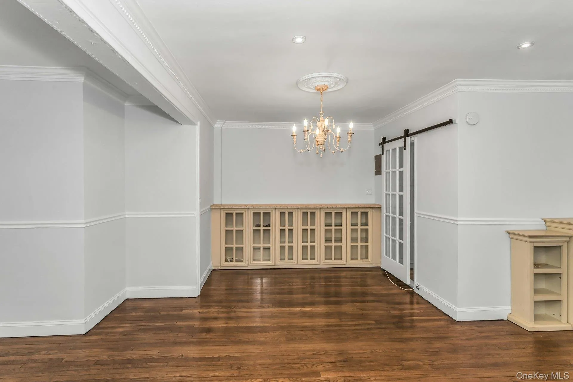 33-24 91st Street, New York, NY, 2 Bedrooms Bedrooms, 5 Rooms Rooms,1 BathroomBathrooms,Residential,For Rent,91st,0,978444 33-24 91st Street, New York, NY, 2 Bedrooms Bedrooms, 5 Rooms Rooms,1 BathroomBathrooms,Residential,For Rent,91st,0,978444