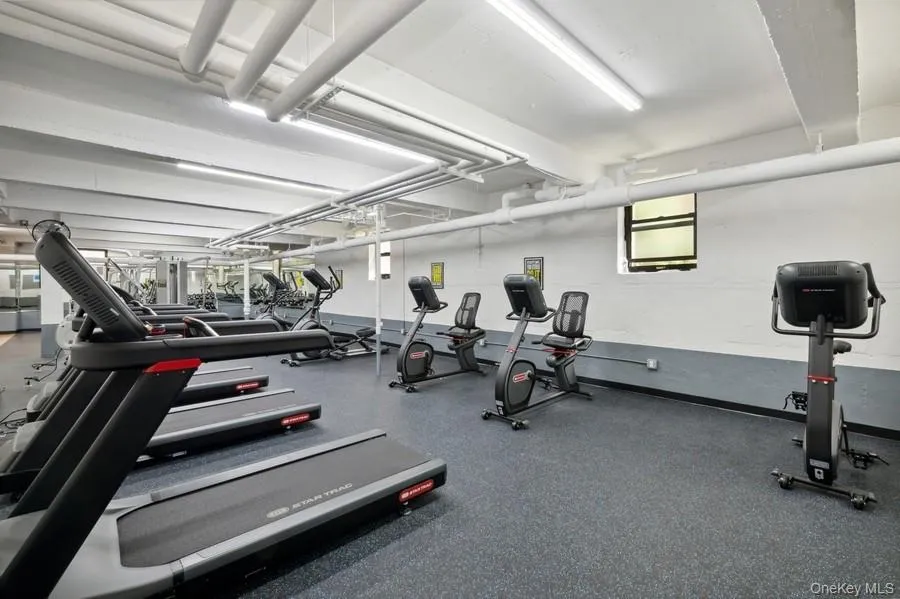 33-24 91st Street, New York, NY, 2 Bedrooms Bedrooms, 5 Rooms Rooms,1 BathroomBathrooms,Residential,For Rent,91st,0,978444 33-24 91st Street, New York, NY, 2 Bedrooms Bedrooms, 5 Rooms Rooms,1 BathroomBathrooms,Residential,For Rent,91st,0,978444
