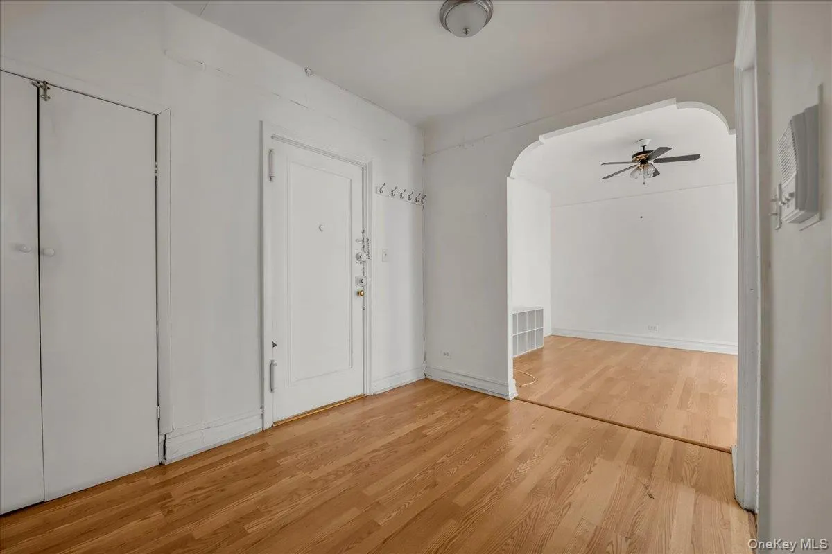 3545 81ST, New York, NY, 1 Bedroom Bedrooms, 4 Rooms Rooms,1 BathroomBathrooms,Residential Lease,For Rent,81ST,0,978446 3545 81ST, New York, NY, 1 Bedroom Bedrooms, 4 Rooms Rooms,1 BathroomBathrooms,Residential Lease,For Rent,81ST,0,978446