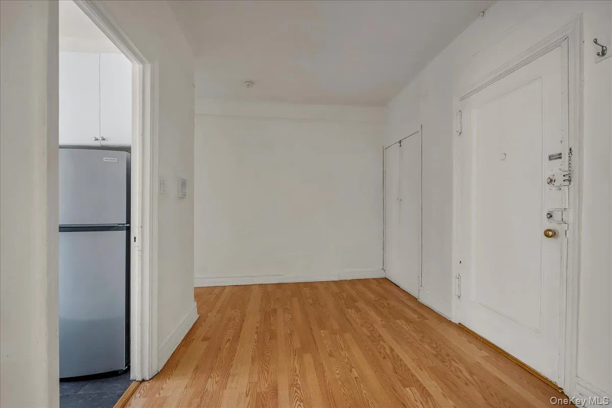 3545 81ST, New York, NY, 1 Bedroom Bedrooms, 4 Rooms Rooms,1 BathroomBathrooms,Residential Lease,For Rent,81ST,0,978446 3545 81ST, New York, NY, 1 Bedroom Bedrooms, 4 Rooms Rooms,1 BathroomBathrooms,Residential Lease,For Rent,81ST,0,978446
