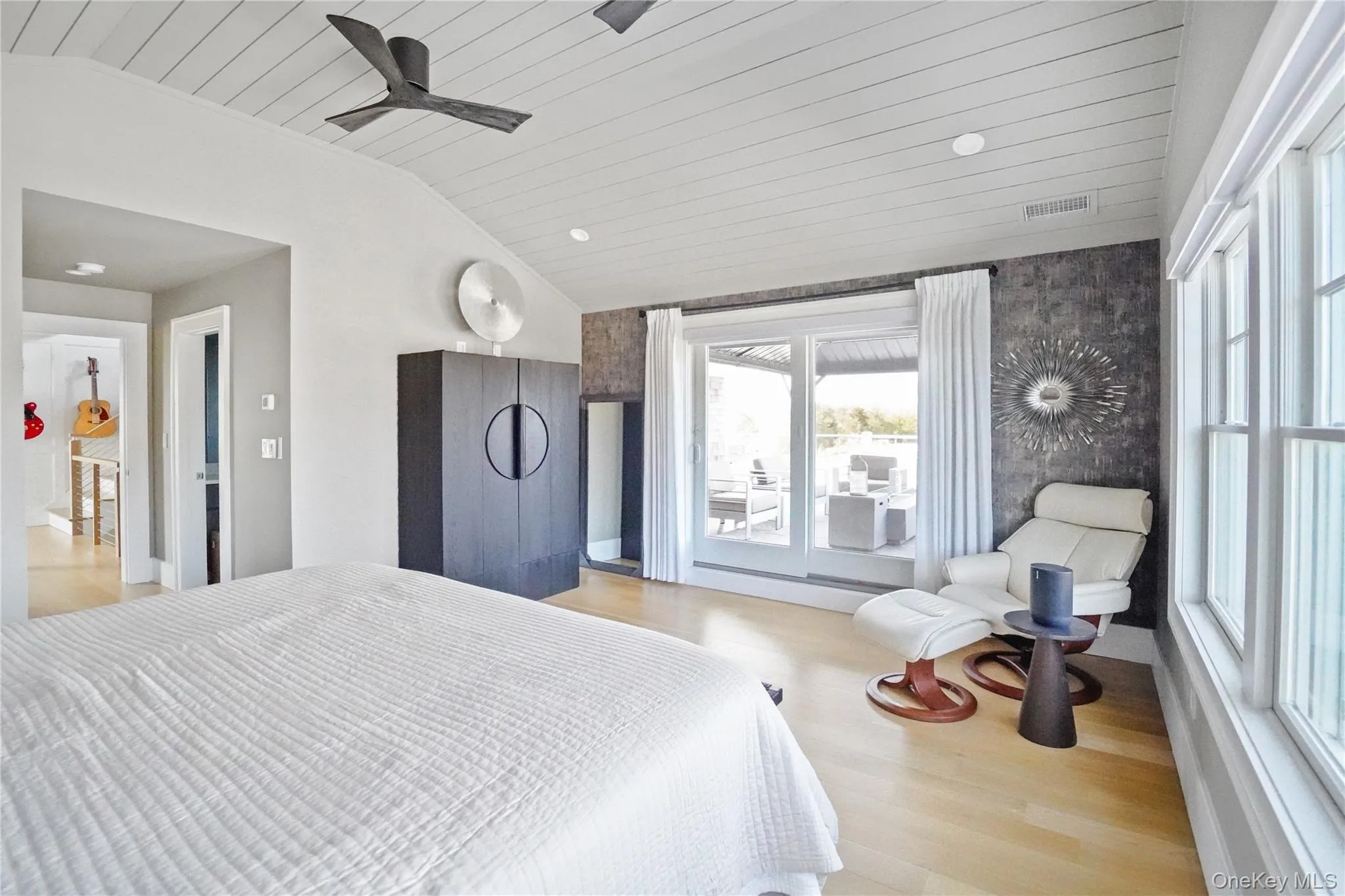 Primary Bedroom - access to balcony