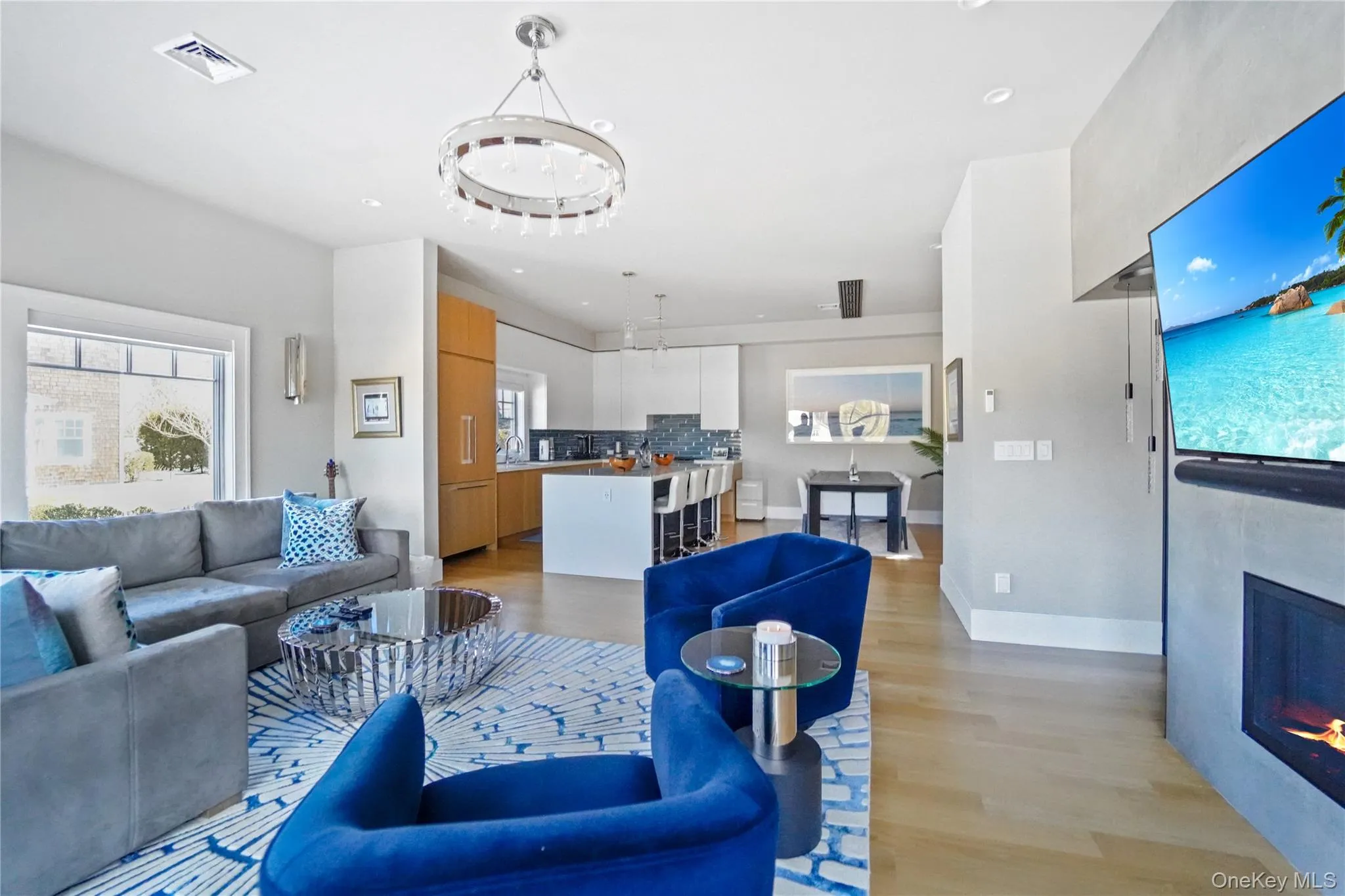 68 Foster Avenue Unit 9, Southampton, New York 11946