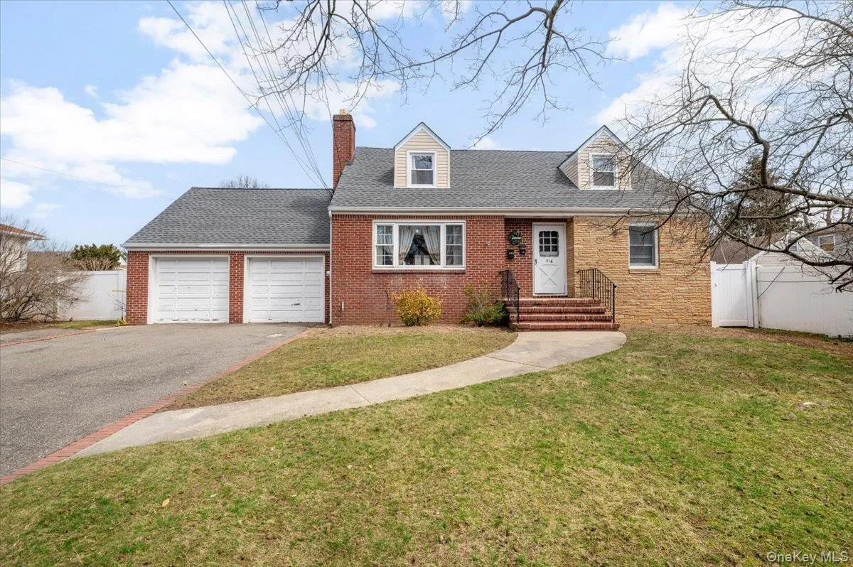 316 3rd Street, Babylon, NY, 3 Bedrooms Bedrooms, 8 Rooms Rooms,2 BathroomsBathrooms,Residential Lease,For Rent,3rd,0,978468 316 3rd Street, Babylon, NY, 3 Bedrooms Bedrooms, 8 Rooms Rooms,2 BathroomsBathrooms,Residential Lease,For Rent,3rd,0,978468