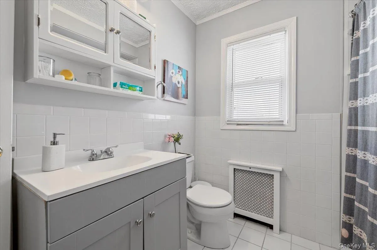 316 3rd Street, Babylon, NY, 3 Bedrooms Bedrooms, 8 Rooms Rooms,2 BathroomsBathrooms,Residential Lease,For Rent,3rd,0,978468 316 3rd Street, Babylon, NY, 3 Bedrooms Bedrooms, 8 Rooms Rooms,2 BathroomsBathrooms,Residential Lease,For Rent,3rd,0,978468