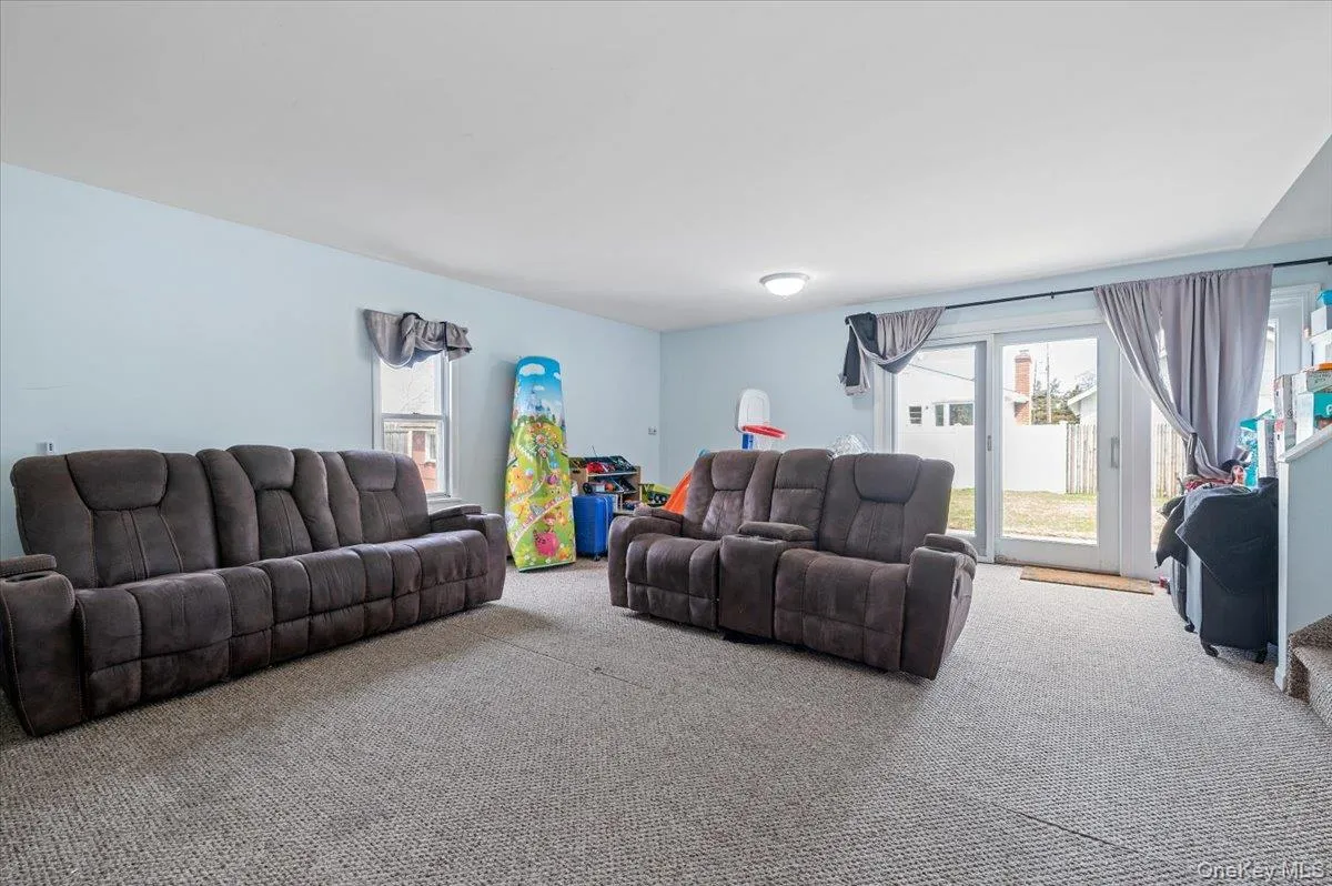 316 3rd Street, Babylon, NY, 3 Bedrooms Bedrooms, 8 Rooms Rooms,2 BathroomsBathrooms,Residential Lease,For Rent,3rd,0,978468 316 3rd Street, Babylon, NY, 3 Bedrooms Bedrooms, 8 Rooms Rooms,2 BathroomsBathrooms,Residential Lease,For Rent,3rd,0,978468