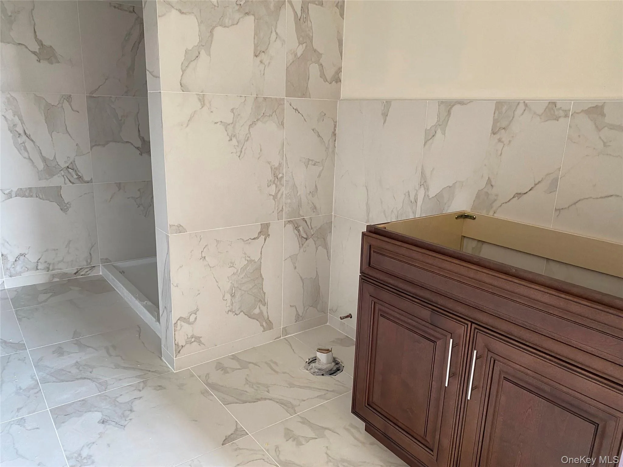 21 Cedar Swamp Road, Oyster Bay, NY, 2 Bedrooms Bedrooms, 3 Rooms Rooms,1 BathroomBathrooms,Residential Lease,For Rent,Cedar Swamp,0,978477 21 Cedar Swamp Road, Oyster Bay, NY, 2 Bedrooms Bedrooms, 3 Rooms Rooms,1 BathroomBathrooms,Residential Lease,For Rent,Cedar Swamp,0,978477