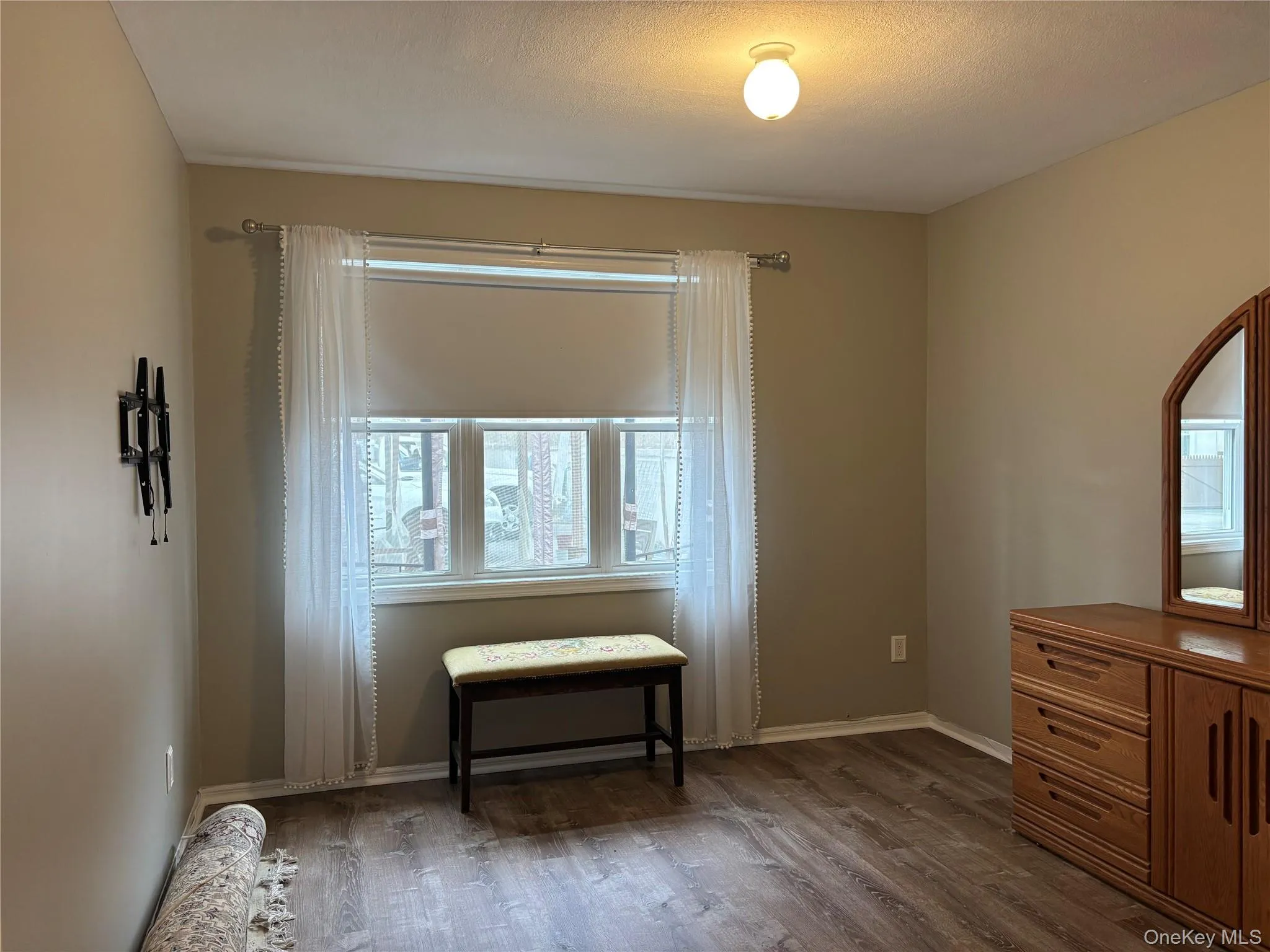158 Horse Shoe, Oyster Bay, NY, 1 Bedroom Bedrooms, 2 Rooms Rooms,1 BathroomBathrooms,Residential Lease,For Rent,Horse Shoe,0,978478 158 Horse Shoe, Oyster Bay, NY, 1 Bedroom Bedrooms, 2 Rooms Rooms,1 BathroomBathrooms,Residential Lease,For Rent,Horse Shoe,0,978478