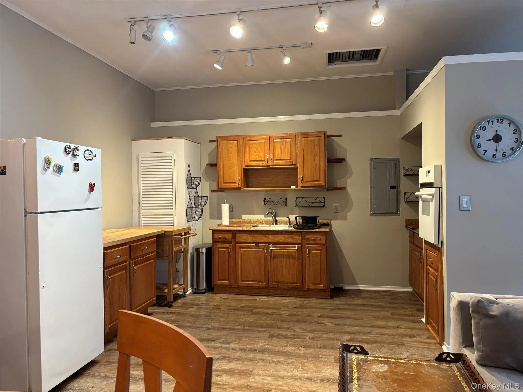 158 Horse Shoe, Oyster Bay, NY, 1 Bedroom Bedrooms, 2 Rooms Rooms,1 BathroomBathrooms,Residential Lease,For Rent,Horse Shoe,0,978478 158 Horse Shoe, Oyster Bay, NY, 1 Bedroom Bedrooms, 2 Rooms Rooms,1 BathroomBathrooms,Residential Lease,For Rent,Horse Shoe,0,978478