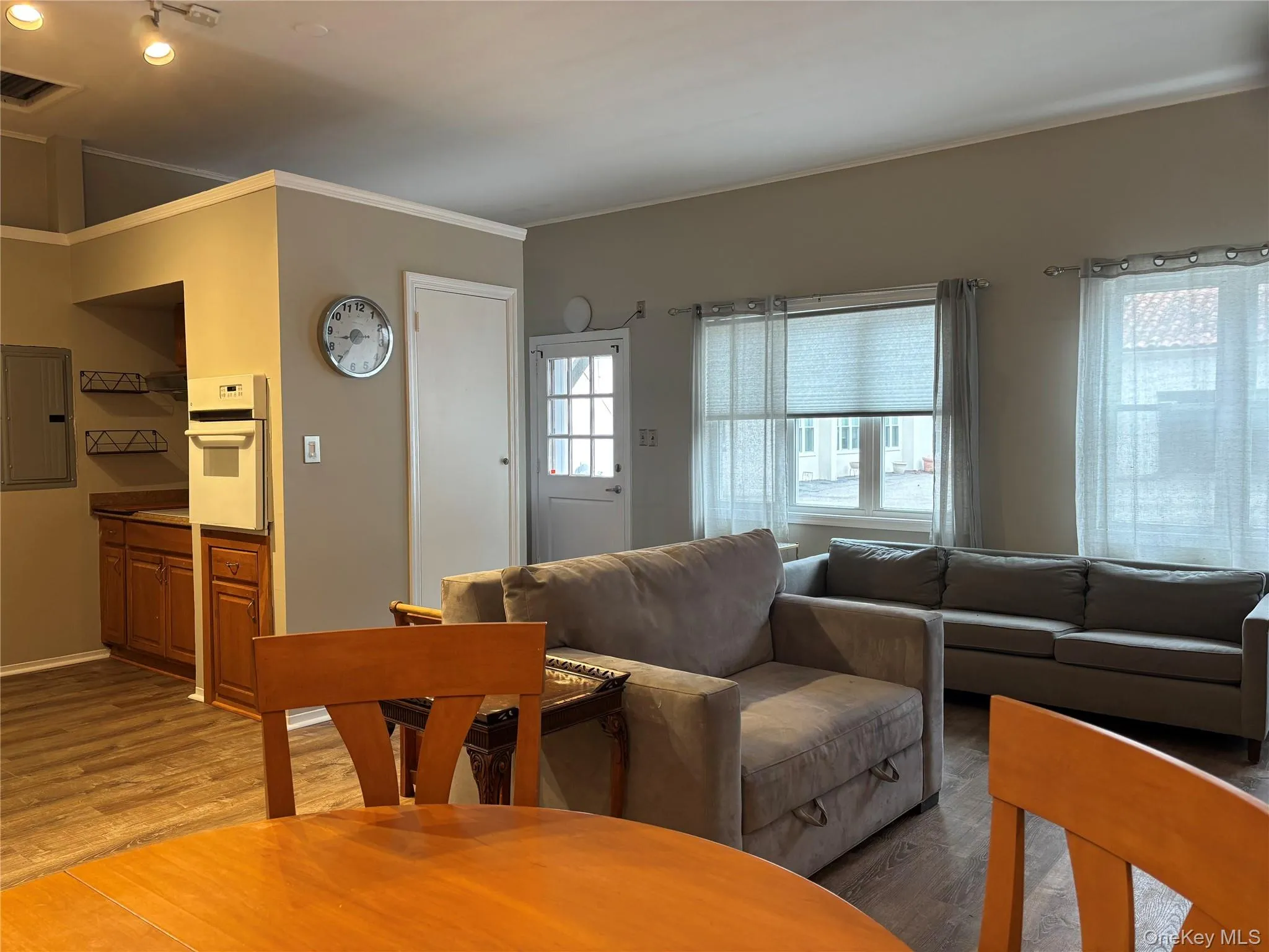 158 Horse Shoe, Oyster Bay, NY, 1 Bedroom Bedrooms, 2 Rooms Rooms,1 BathroomBathrooms,Residential Lease,For Rent,Horse Shoe,0,978478 158 Horse Shoe, Oyster Bay, NY, 1 Bedroom Bedrooms, 2 Rooms Rooms,1 BathroomBathrooms,Residential Lease,For Rent,Horse Shoe,0,978478