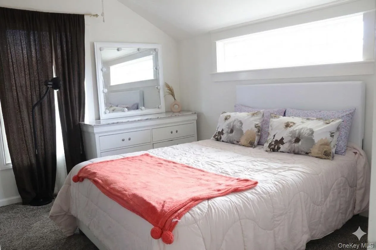 39 Edwards Street, Brookhaven, NY, 3 Bedrooms Bedrooms, 6 Rooms Rooms,2 BathroomsBathrooms,Residential Lease,For Rent,Edwards,0,978483 39 Edwards Street, Brookhaven, NY, 3 Bedrooms Bedrooms, 6 Rooms Rooms,2 BathroomsBathrooms,Residential Lease,For Rent,Edwards,0,978483