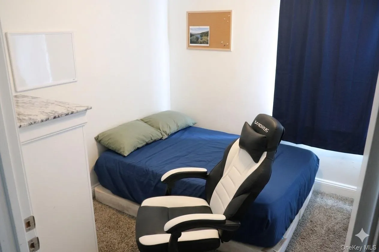 39 Edwards Street, Brookhaven, NY, 3 Bedrooms Bedrooms, 6 Rooms Rooms,2 BathroomsBathrooms,Residential Lease,For Rent,Edwards,0,978483 39 Edwards Street, Brookhaven, NY, 3 Bedrooms Bedrooms, 6 Rooms Rooms,2 BathroomsBathrooms,Residential Lease,For Rent,Edwards,0,978483