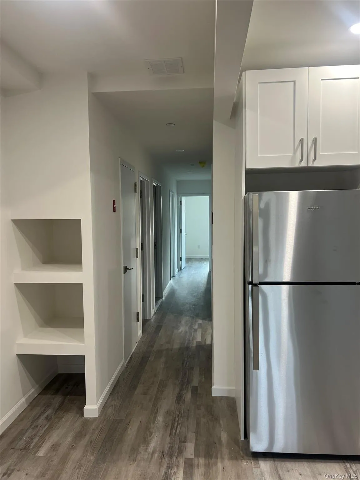 518 Thatford Avenue, New York, NY, 4 Bedrooms Bedrooms, 6 Rooms Rooms,1 BathroomBathrooms,Residential Lease,For Rent,Thatford,0,978485 518 Thatford Avenue, New York, NY, 4 Bedrooms Bedrooms, 6 Rooms Rooms,1 BathroomBathrooms,Residential Lease,For Rent,Thatford,0,978485