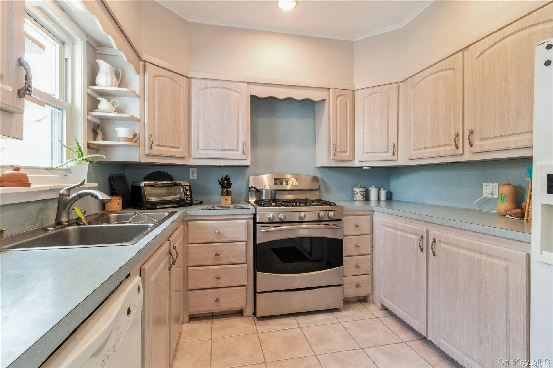 695 Rogers Road, Southold, NY, 5 Bedrooms Bedrooms, 10 Rooms Rooms,2 BathroomsBathrooms,Residential Lease,For Rent,Rogers,0,978487 695 Rogers Road, Southold, NY, 5 Bedrooms Bedrooms, 10 Rooms Rooms,2 BathroomsBathrooms,Residential Lease,For Rent,Rogers,0,978487