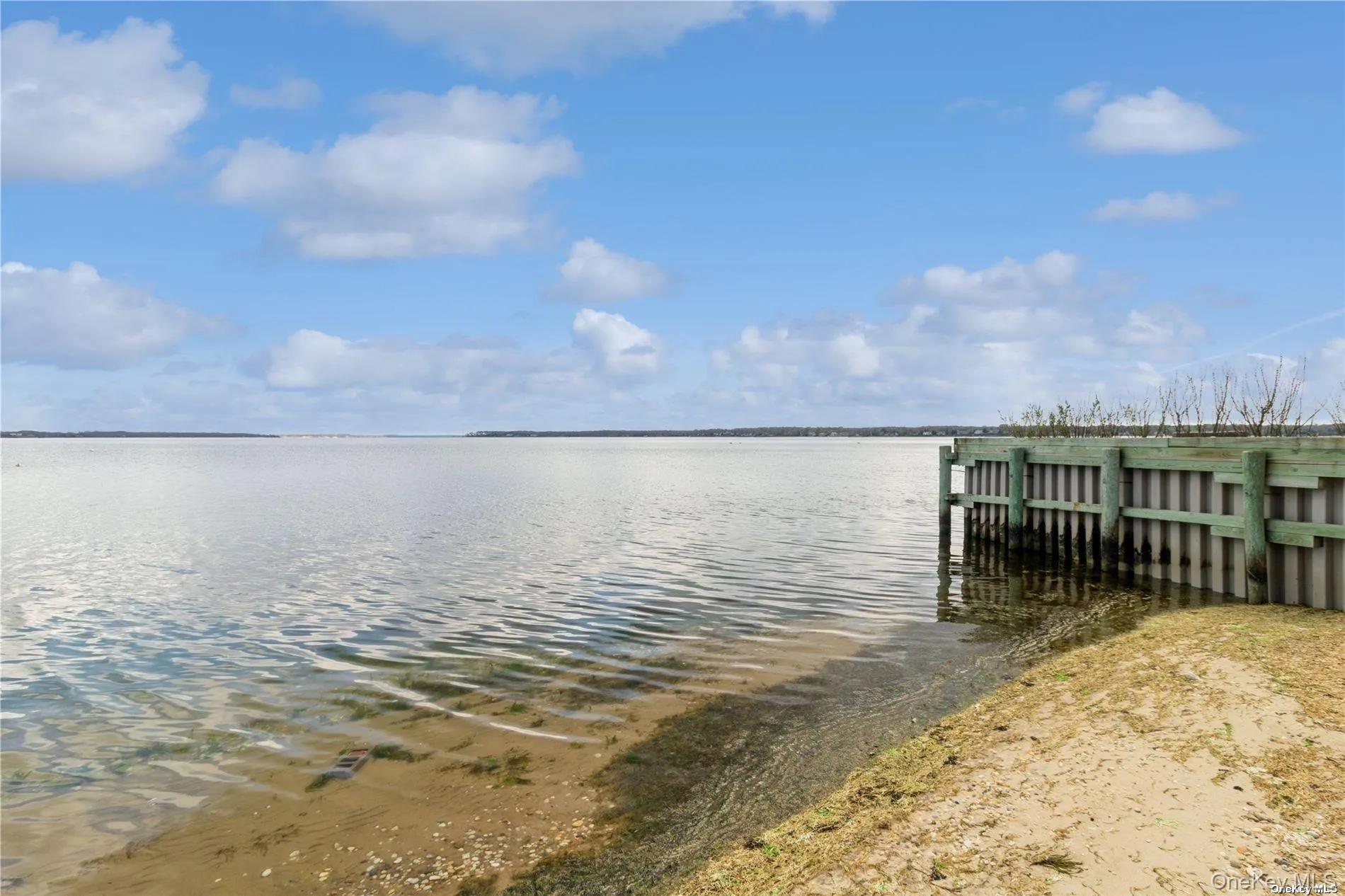 one of 2 private Bay accesses one of 2 private Bay accesses