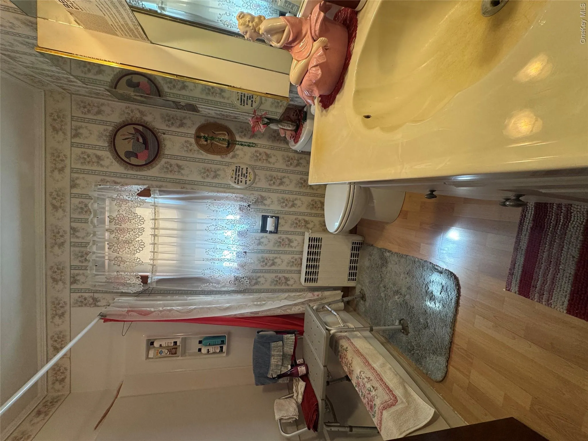 367 Mt Eve Road, Goshen, NY, 3 Bedrooms Bedrooms, 7 Rooms Rooms,1 BathroomBathrooms,Residential,For Rent,Mt Eve,0,978492 367 Mt Eve Road, Goshen, NY, 3 Bedrooms Bedrooms, 7 Rooms Rooms,1 BathroomBathrooms,Residential,For Rent,Mt Eve,0,978492