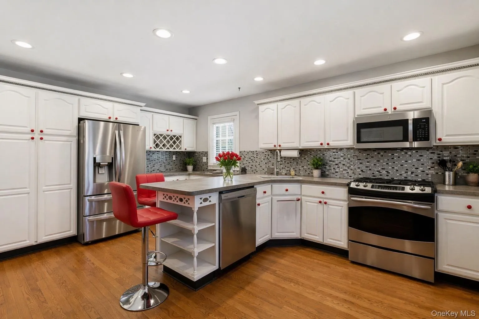 44 Howells Avenue, Brookhaven, NY, 5 Bedrooms Bedrooms, 10 Rooms Rooms,4 BathroomsBathrooms,Residential,For Rent,Howells,0,978494 44 Howells Avenue, Brookhaven, NY, 5 Bedrooms Bedrooms, 10 Rooms Rooms,4 BathroomsBathrooms,Residential,For Rent,Howells,0,978494