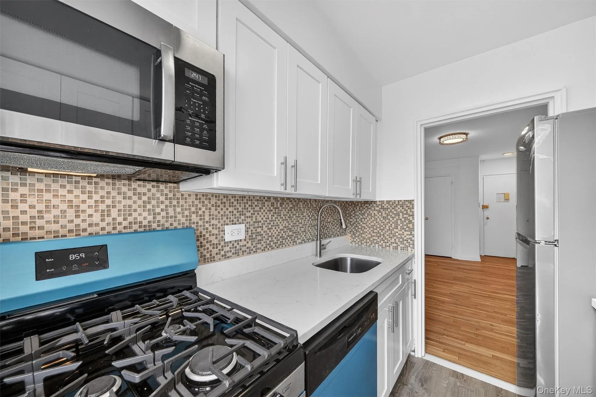 Brand new appliances. Brand new appliances.