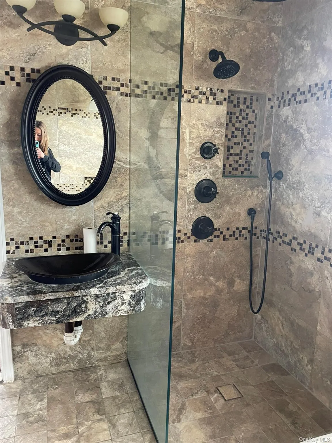 7 Motor Lane, Oyster Bay, NY, 3 Bedrooms Bedrooms, 6 Rooms Rooms,1 BathroomBathrooms,Residential Lease,For Rent,Motor,0,978515 7 Motor Lane, Oyster Bay, NY, 3 Bedrooms Bedrooms, 6 Rooms Rooms,1 BathroomBathrooms,Residential Lease,For Rent,Motor,0,978515