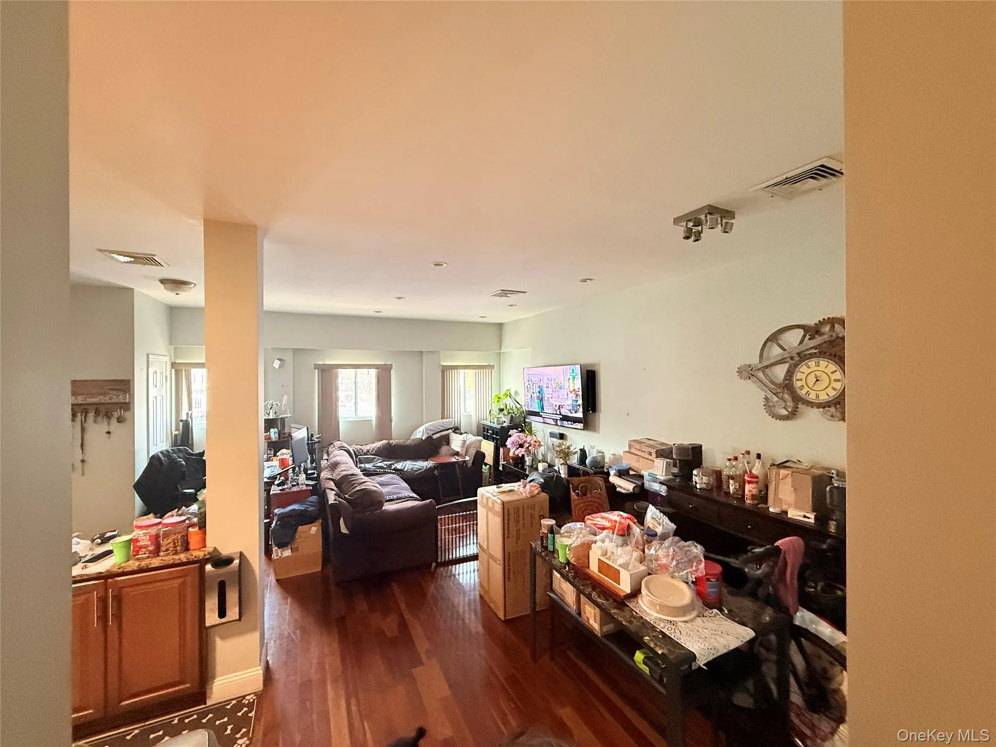 9318 Avenue K, New York, NY, 4 Bedrooms Bedrooms, 6 Rooms Rooms,1 BathroomBathrooms,Residential Lease,For Rent,Avenue K,0,978516 9318 Avenue K, New York, NY, 4 Bedrooms Bedrooms, 6 Rooms Rooms,1 BathroomBathrooms,Residential Lease,For Rent,Avenue K,0,978516