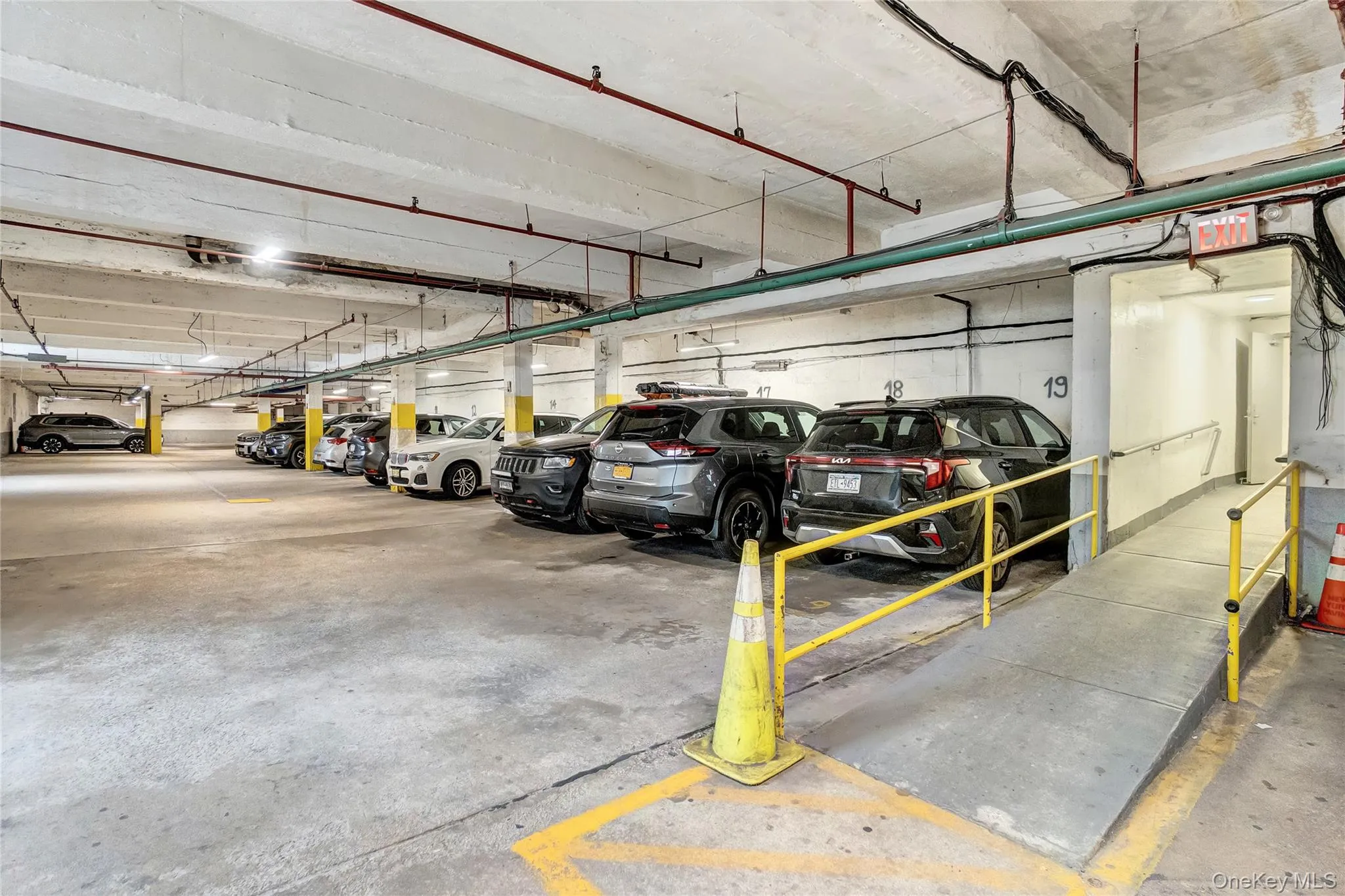 2800 Coyle Street, New York, NY, 3 Bedrooms Bedrooms, 7 Rooms Rooms,1 BathroomBathrooms,Residential,For Rent,Coyle,0,978521 2800 Coyle Street, New York, NY, 3 Bedrooms Bedrooms, 7 Rooms Rooms,1 BathroomBathrooms,Residential,For Rent,Coyle,0,978521