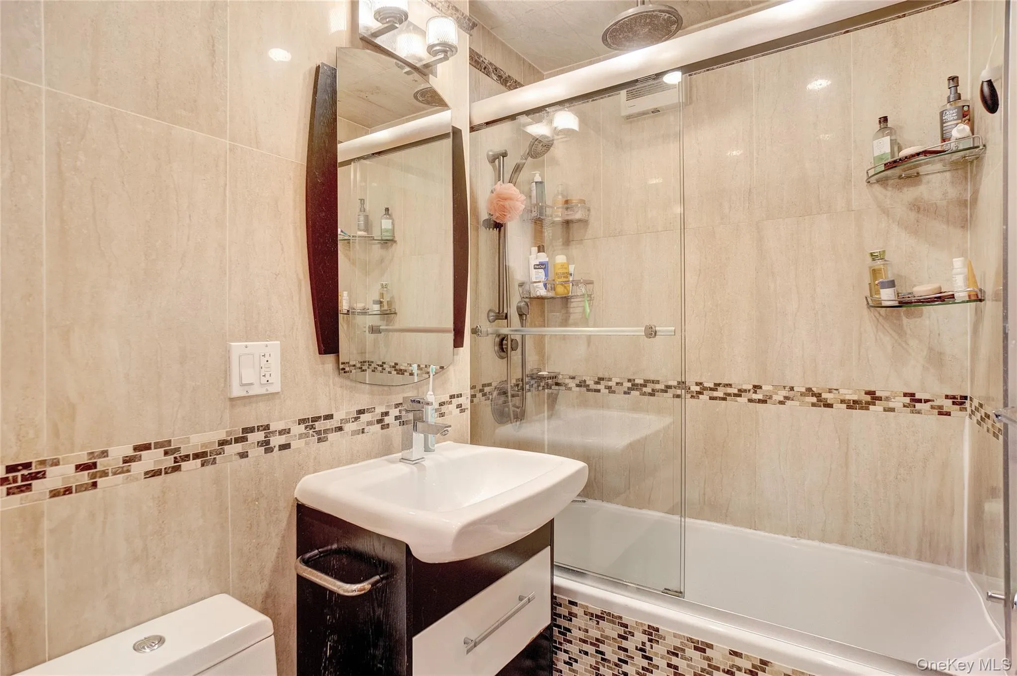 2800 Coyle Street, New York, NY, 3 Bedrooms Bedrooms, 7 Rooms Rooms,1 BathroomBathrooms,Residential,For Rent,Coyle,0,978521 2800 Coyle Street, New York, NY, 3 Bedrooms Bedrooms, 7 Rooms Rooms,1 BathroomBathrooms,Residential,For Rent,Coyle,0,978521