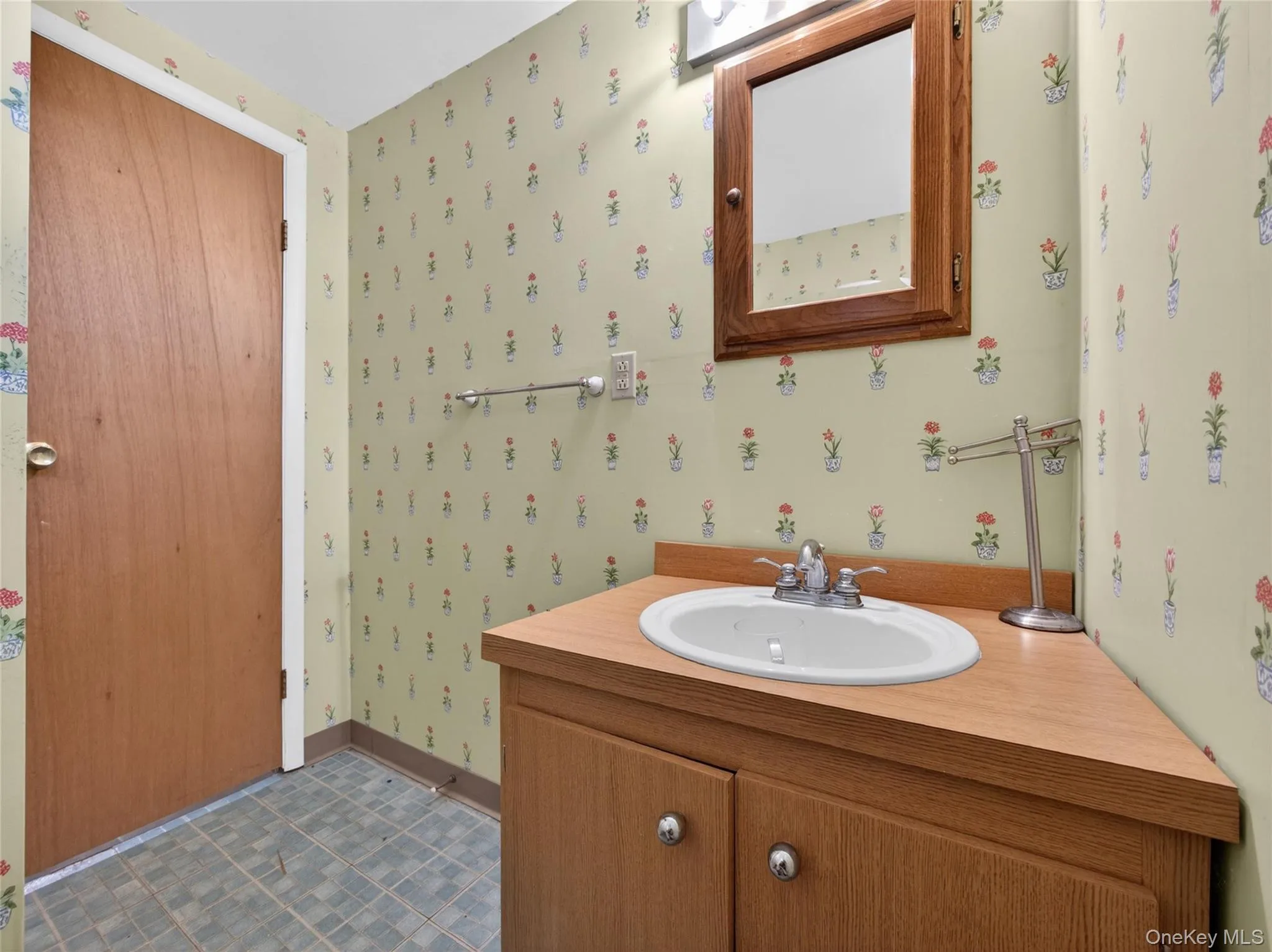 17 Victoria Drive, Ramapo, NY, 4 Bedrooms Bedrooms, 9 Rooms Rooms,2 BathroomsBathrooms,Residential,For Rent,Victoria,0,978525 17 Victoria Drive, Ramapo, NY, 4 Bedrooms Bedrooms, 9 Rooms Rooms,2 BathroomsBathrooms,Residential,For Rent,Victoria,0,978525
