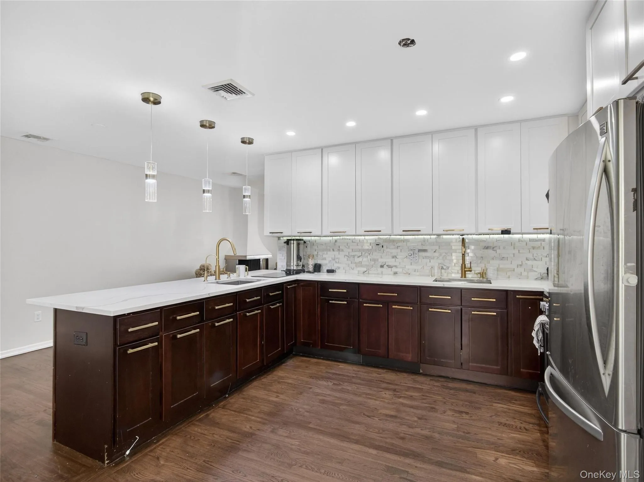 17 Victoria Drive, Ramapo, NY, 4 Bedrooms Bedrooms, 9 Rooms Rooms,2 BathroomsBathrooms,Residential,For Rent,Victoria,0,978525 17 Victoria Drive, Ramapo, NY, 4 Bedrooms Bedrooms, 9 Rooms Rooms,2 BathroomsBathrooms,Residential,For Rent,Victoria,0,978525