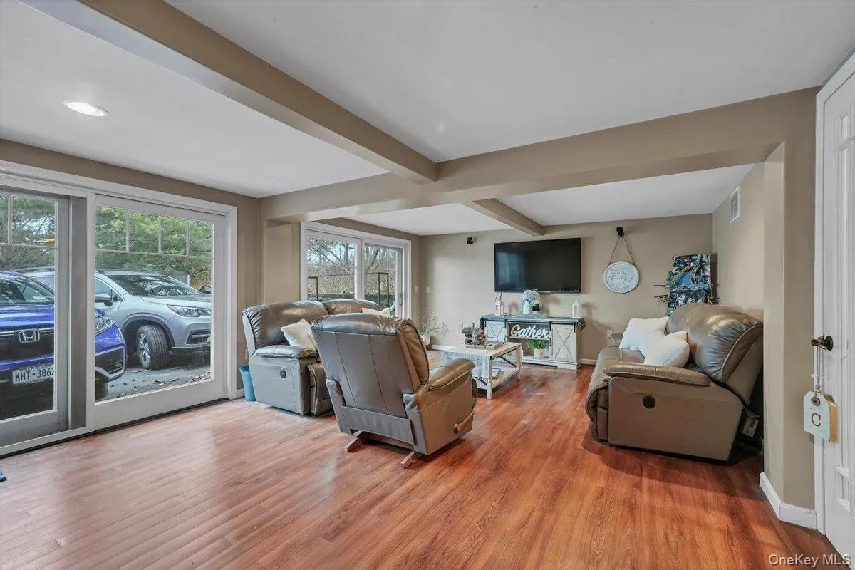 215 Prospect Road, Blooming Grove, NY, 4 Bedrooms Bedrooms, 7 Rooms Rooms,3 BathroomsBathrooms,Residential,For Rent,Prospect,0,978536 215 Prospect Road, Blooming Grove, NY, 4 Bedrooms Bedrooms, 7 Rooms Rooms,3 BathroomsBathrooms,Residential,For Rent,Prospect,0,978536