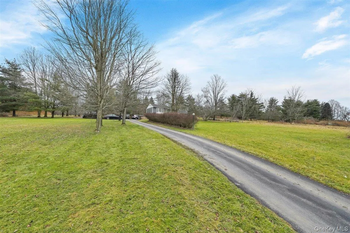 215 Prospect Road, Blooming Grove, NY, 4 Bedrooms Bedrooms, 7 Rooms Rooms,3 BathroomsBathrooms,Residential,For Rent,Prospect,0,978536 215 Prospect Road, Blooming Grove, NY, 4 Bedrooms Bedrooms, 7 Rooms Rooms,3 BathroomsBathrooms,Residential,For Rent,Prospect,0,978536