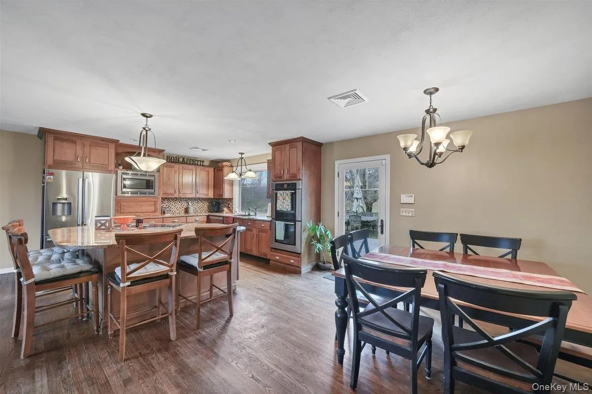 215 Prospect Road, Blooming Grove, NY, 4 Bedrooms Bedrooms, 7 Rooms Rooms,3 BathroomsBathrooms,Residential,For Rent,Prospect,0,978536 215 Prospect Road, Blooming Grove, NY, 4 Bedrooms Bedrooms, 7 Rooms Rooms,3 BathroomsBathrooms,Residential,For Rent,Prospect,0,978536