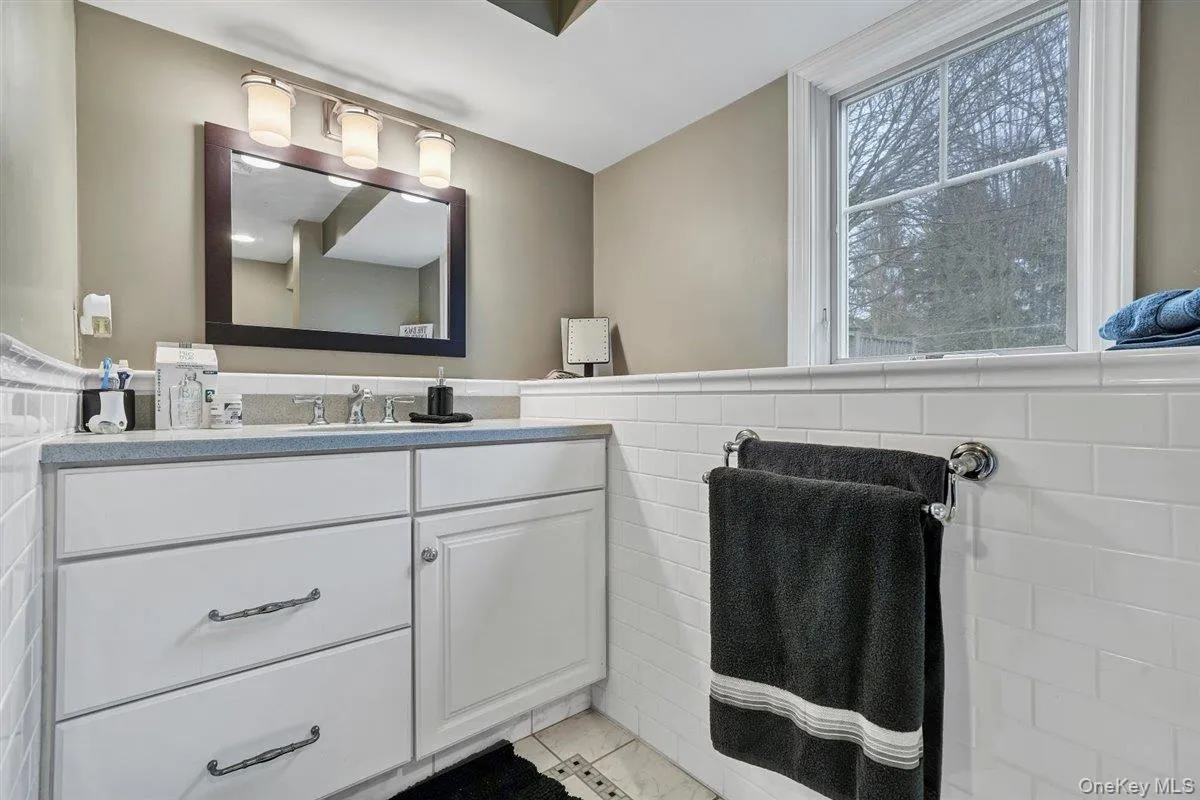215 Prospect Road, Blooming Grove, NY, 4 Bedrooms Bedrooms, 7 Rooms Rooms,3 BathroomsBathrooms,Residential,For Rent,Prospect,0,978536 215 Prospect Road, Blooming Grove, NY, 4 Bedrooms Bedrooms, 7 Rooms Rooms,3 BathroomsBathrooms,Residential,For Rent,Prospect,0,978536