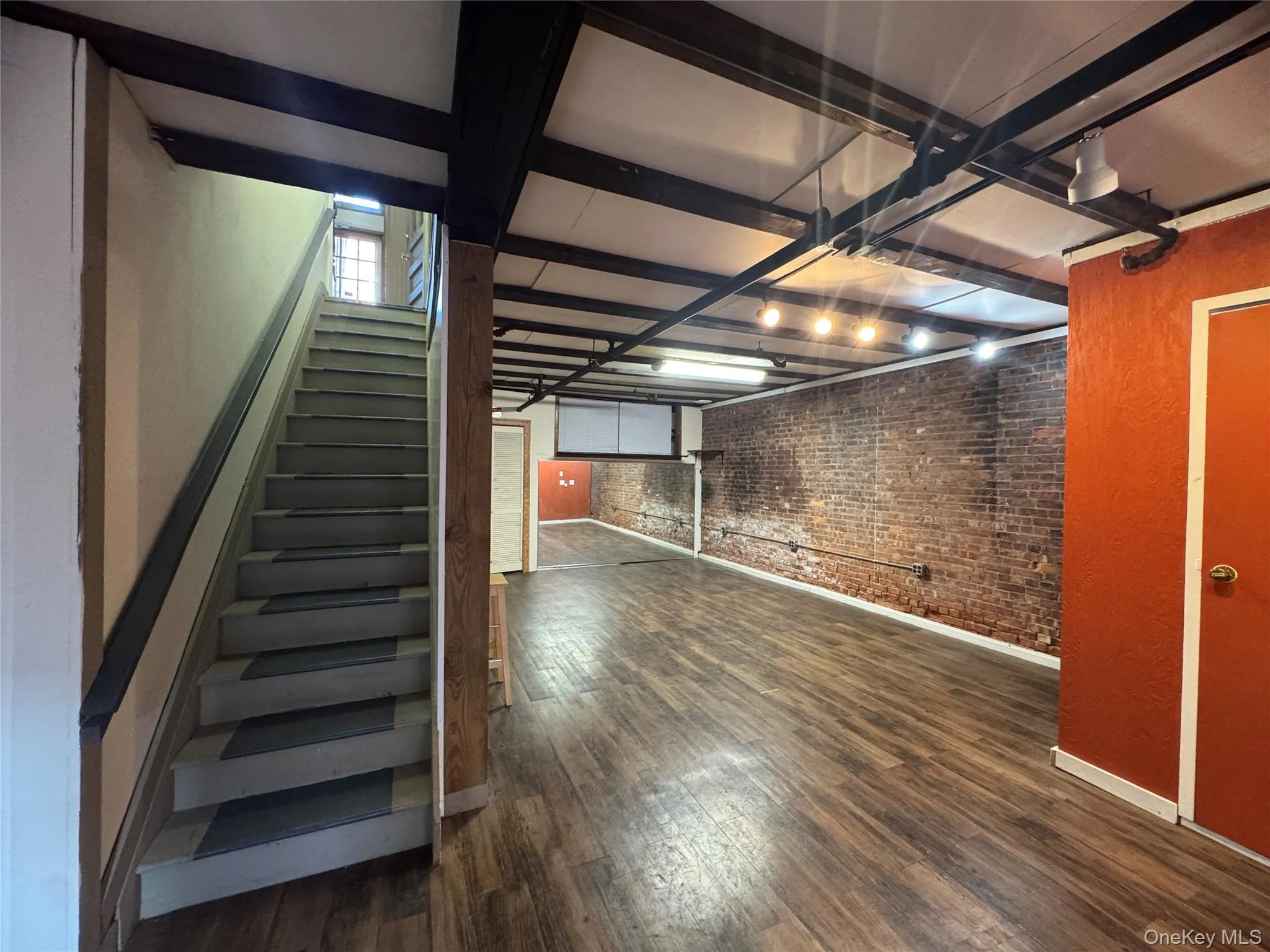 68 Broadway, Orangetown, NY, ,Commercial Lease,For Rent,Broadway,0,978540 68 Broadway, Orangetown, NY, ,Commercial Lease,For Rent,Broadway,0,978540