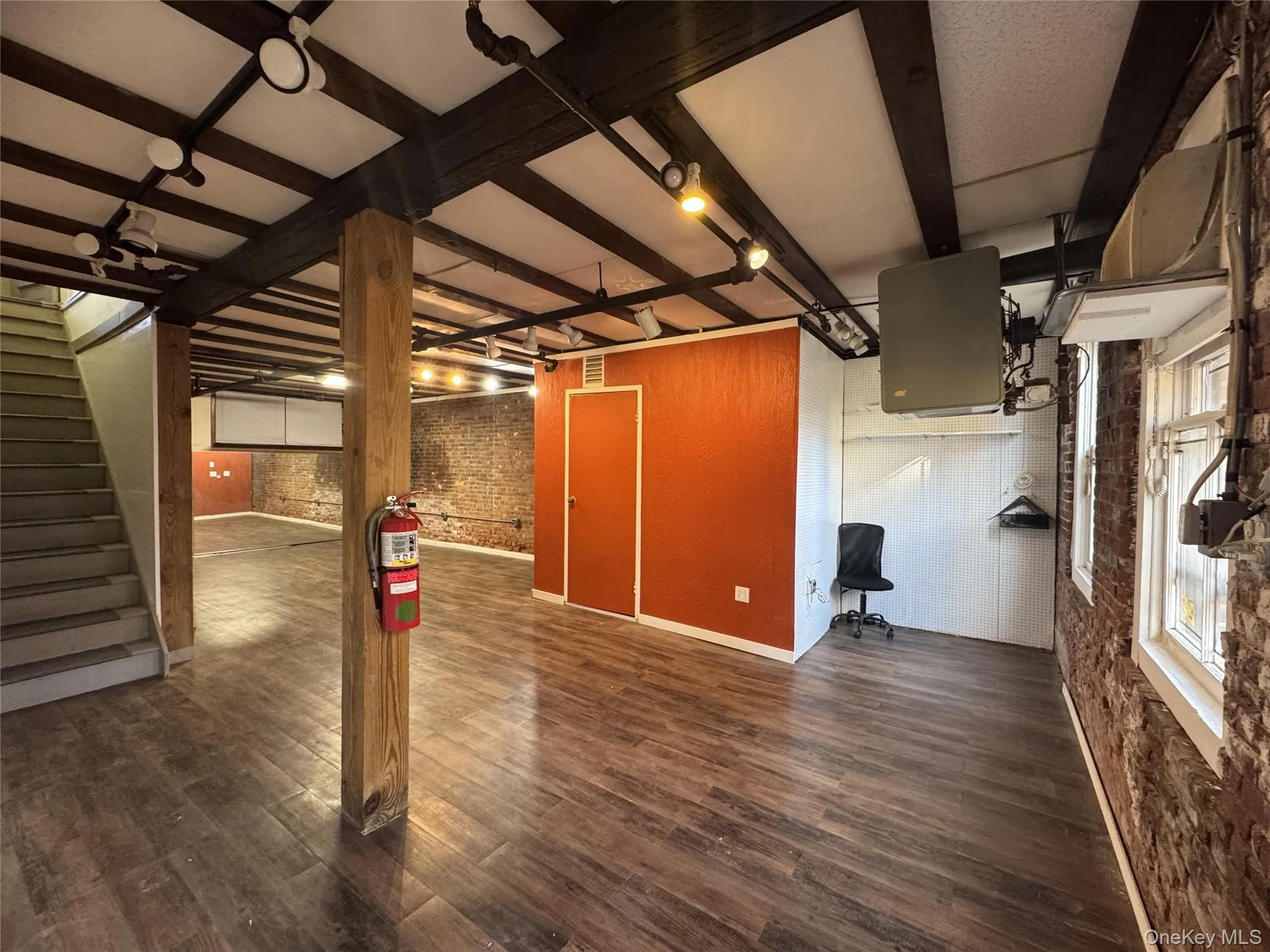 office nook, exposed brick, forced air heat, access to back courtyard office nook, exposed brick, forced air heat, access to back courtyard