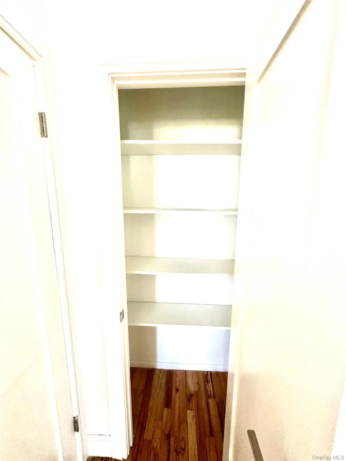 495 Kimball Avenue, Yonkers, NY, 2 Bedrooms Bedrooms, 4 Rooms Rooms,1 BathroomBathrooms,Residential Lease,For Rent,Kimball,0,978545 495 Kimball Avenue, Yonkers, NY, 2 Bedrooms Bedrooms, 4 Rooms Rooms,1 BathroomBathrooms,Residential Lease,For Rent,Kimball,0,978545