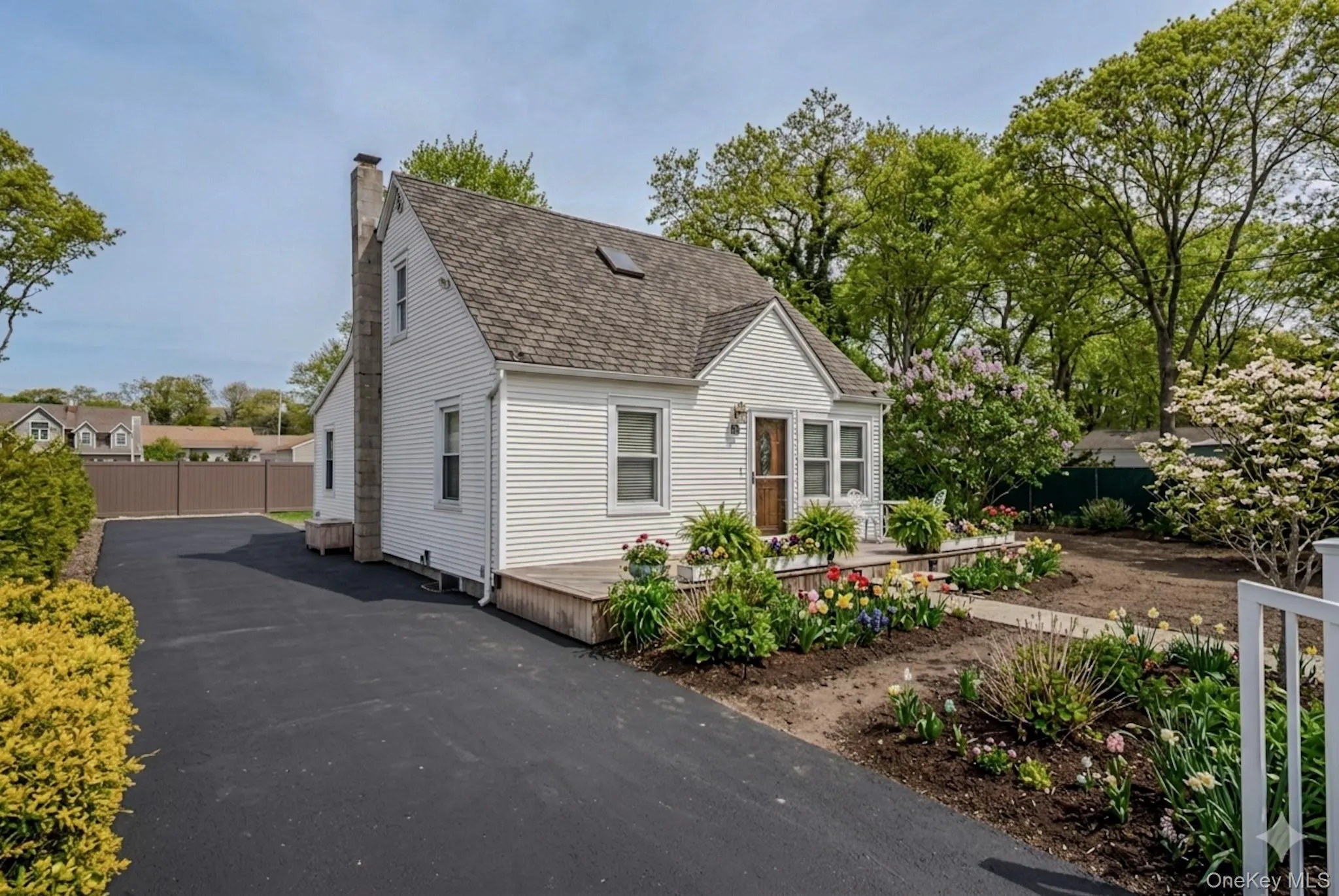 33 Manor Drive, Brookhaven, NY, 3 Bedrooms Bedrooms, 8 Rooms Rooms,1 BathroomBathrooms,Residential,For Rent,Manor,0,978553 33 Manor Drive, Brookhaven, NY, 3 Bedrooms Bedrooms, 8 Rooms Rooms,1 BathroomBathrooms,Residential,For Rent,Manor,0,978553