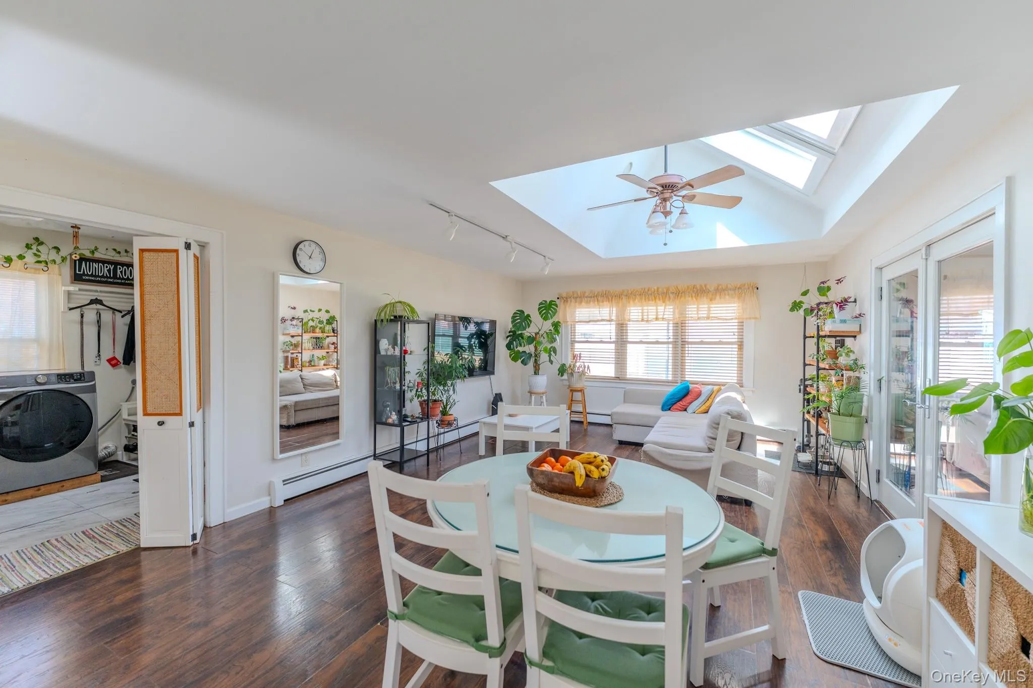 33 Manor Drive, Brookhaven, NY, 3 Bedrooms Bedrooms, 8 Rooms Rooms,1 BathroomBathrooms,Residential,For Rent,Manor,0,978553 33 Manor Drive, Brookhaven, NY, 3 Bedrooms Bedrooms, 8 Rooms Rooms,1 BathroomBathrooms,Residential,For Rent,Manor,0,978553
