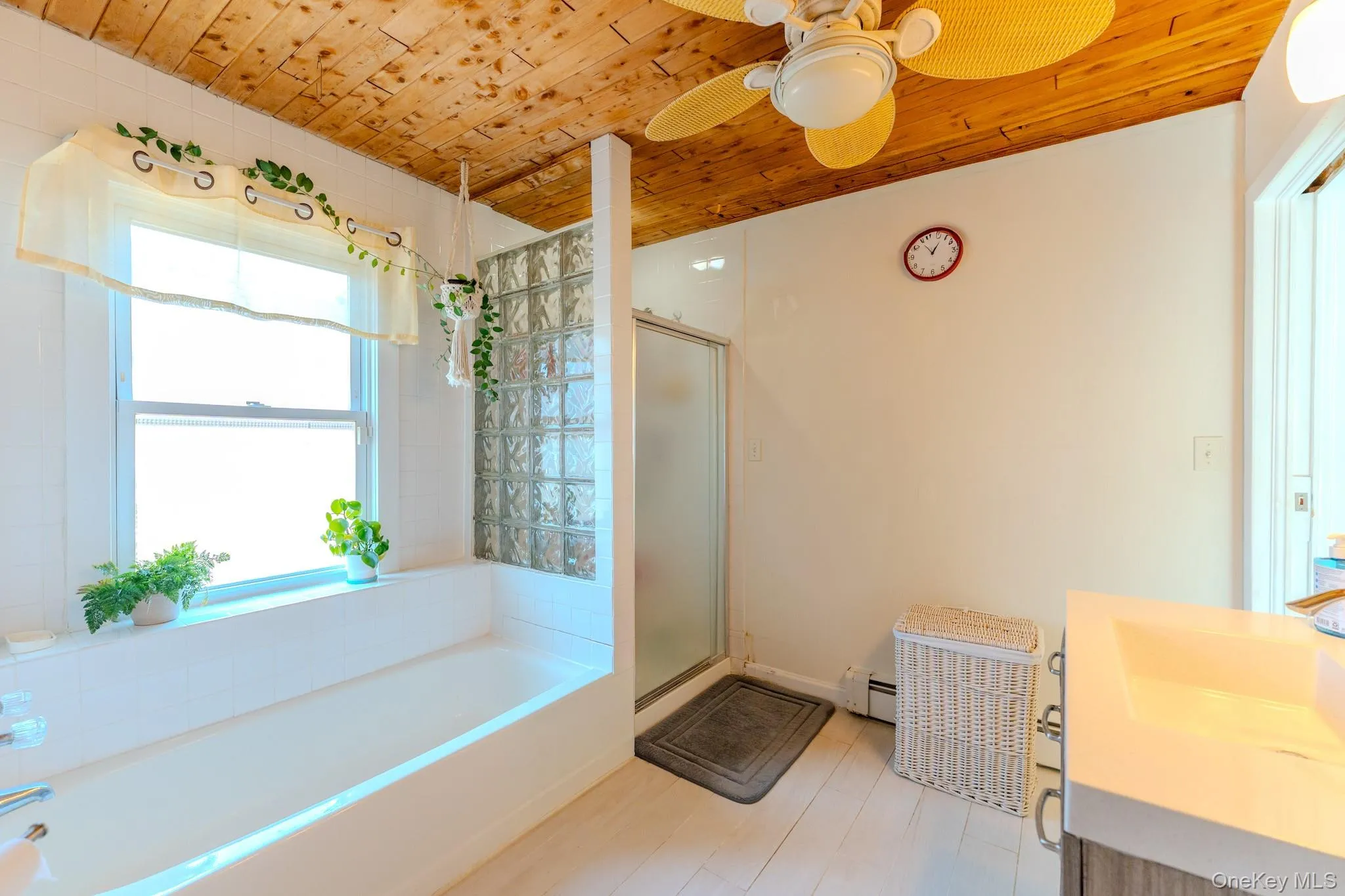 33 Manor Drive, Brookhaven, NY, 3 Bedrooms Bedrooms, 8 Rooms Rooms,1 BathroomBathrooms,Residential,For Rent,Manor,0,978553 33 Manor Drive, Brookhaven, NY, 3 Bedrooms Bedrooms, 8 Rooms Rooms,1 BathroomBathrooms,Residential,For Rent,Manor,0,978553