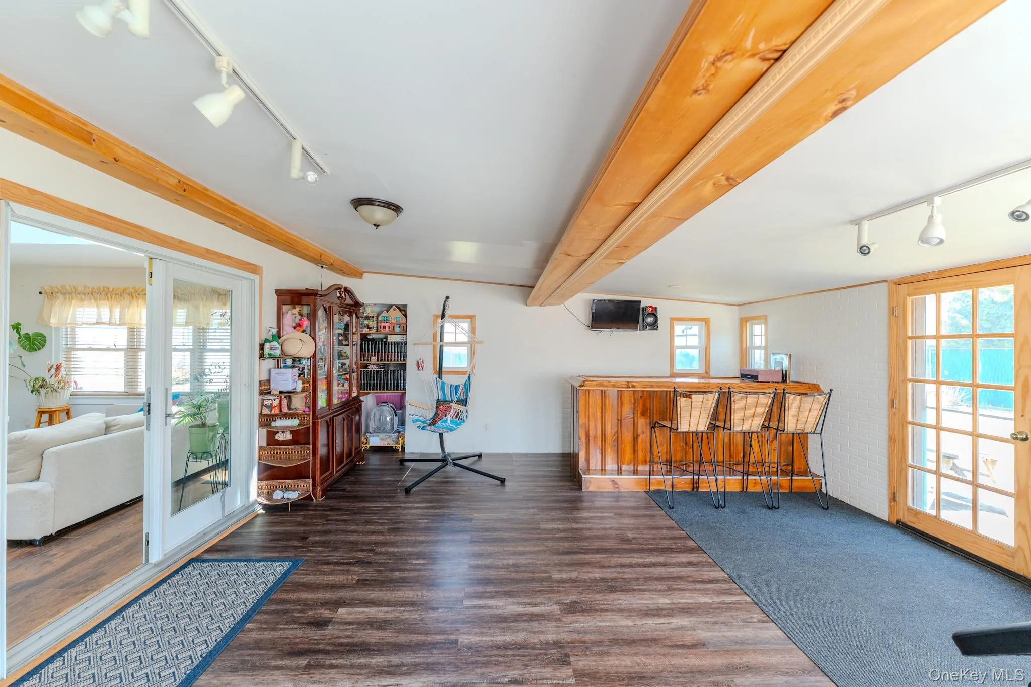 33 Manor Drive, Brookhaven, NY, 3 Bedrooms Bedrooms, 8 Rooms Rooms,1 BathroomBathrooms,Residential,For Rent,Manor,0,978553 33 Manor Drive, Brookhaven, NY, 3 Bedrooms Bedrooms, 8 Rooms Rooms,1 BathroomBathrooms,Residential,For Rent,Manor,0,978553